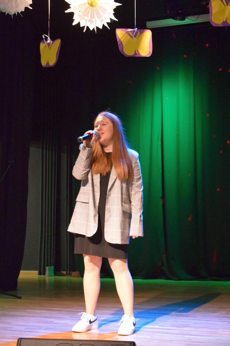 Zdjęcie w galerii na portalu naszraciborz.pl: Znamy najlepszych wokalistów Powiatowego Festiwalu Twórczości Artystycznej wiadomości z regionu