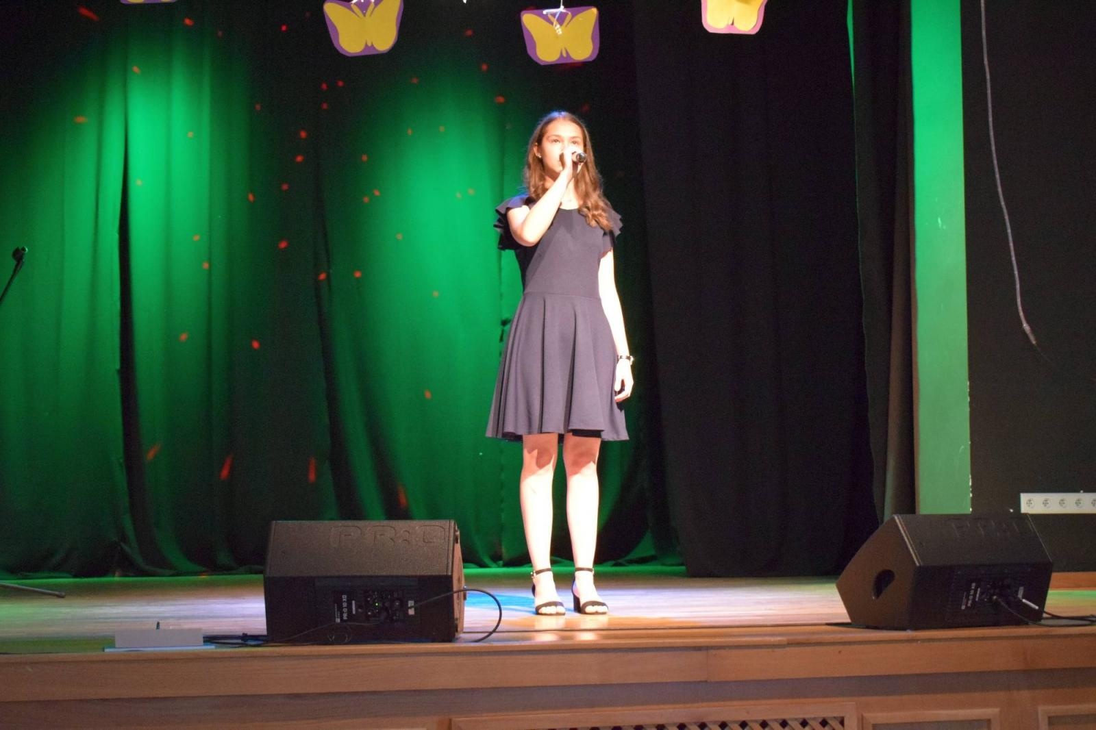 Zdjęcie w galerii na portalu naszraciborz.pl: Znamy najlepszych wokalistów Powiatowego Festiwalu Twórczości Artystycznej wiadomości z regionu