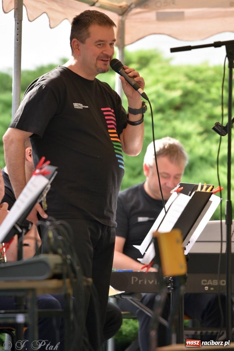 Zdjęcie w galerii na portalu naszraciborz.pl: W muzycznym ogrodzie, czyli The Teacher’s Band na Dni Raciborza wiadomości z regionu