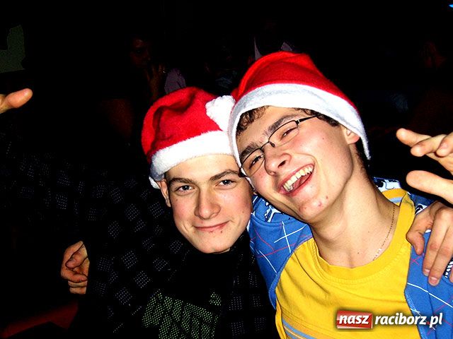 Zdjęcie w galerii na portalu naszraciborz.pl: Mikołajki w Vinylu wiadomości z regionu
