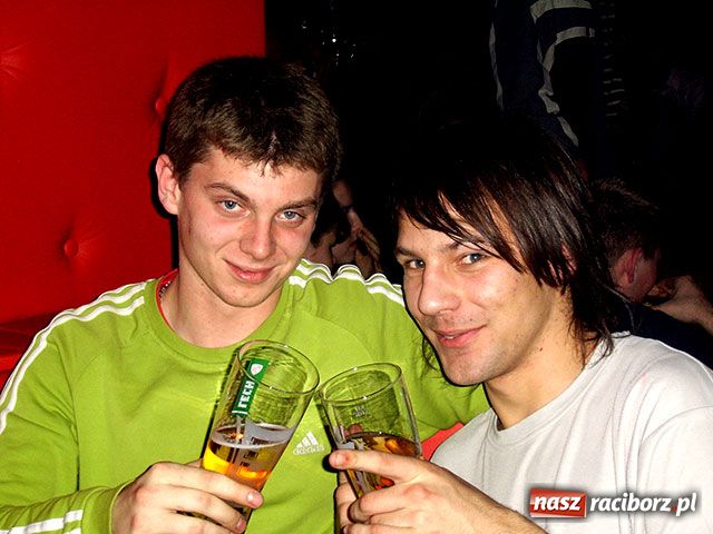 Zdjęcie w galerii na portalu naszraciborz.pl: Mikołajki w Vinylu wiadomości z regionu