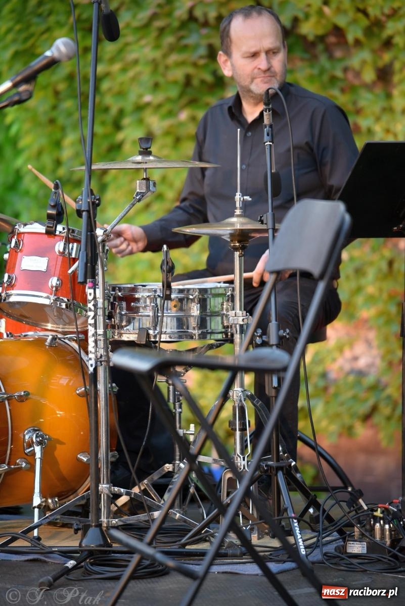 Zdjęcie w galerii na portalu naszraciborz.pl: Roztańczona Ofka, czyli dancing pod Tęczową [FOTO i WIDEO] wiadomości z regionu