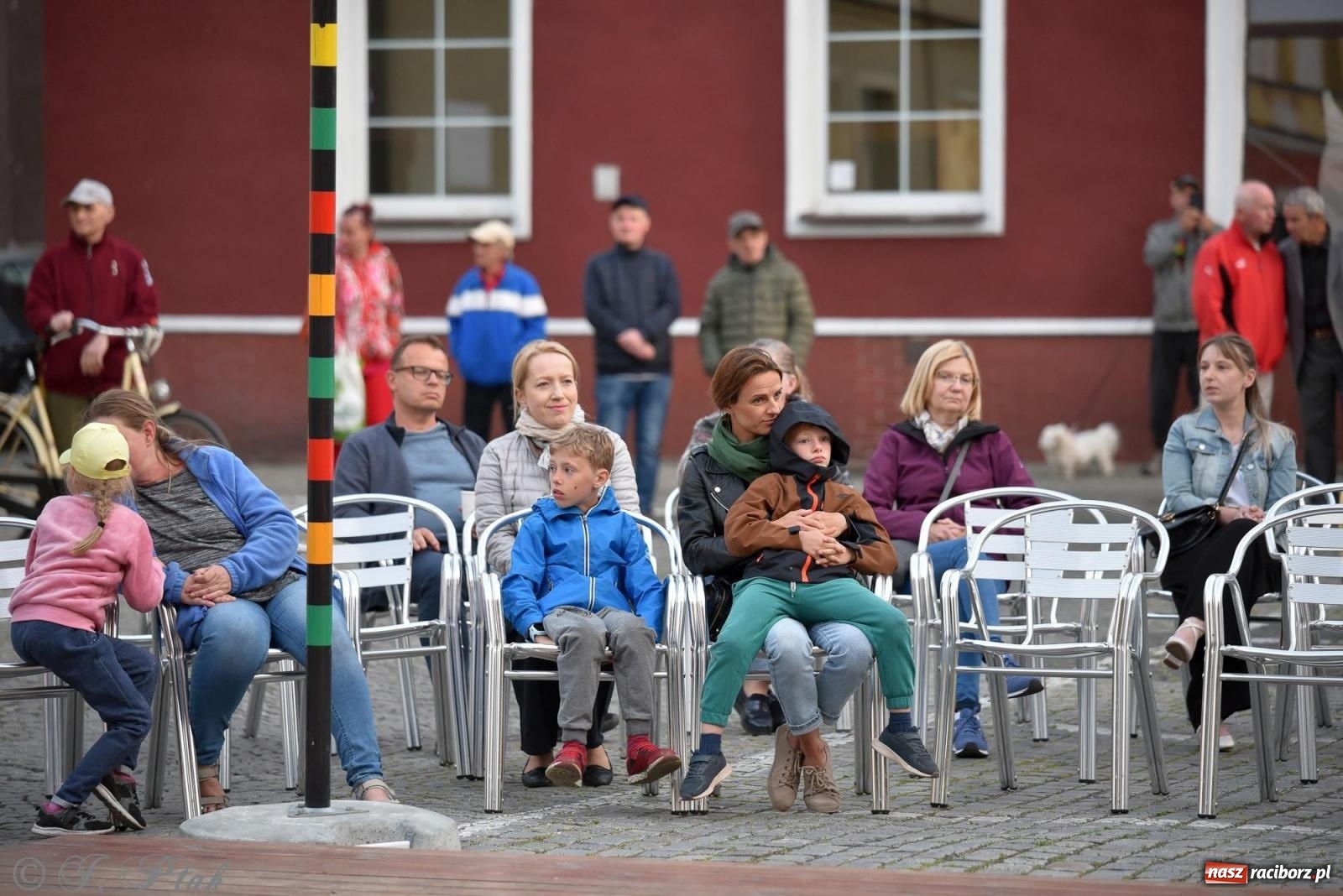 Zdjęcie w galerii na portalu naszraciborz.pl: Roztańczona Ofka, czyli dancing pod Tęczową [FOTO i WIDEO] wiadomości z regionu