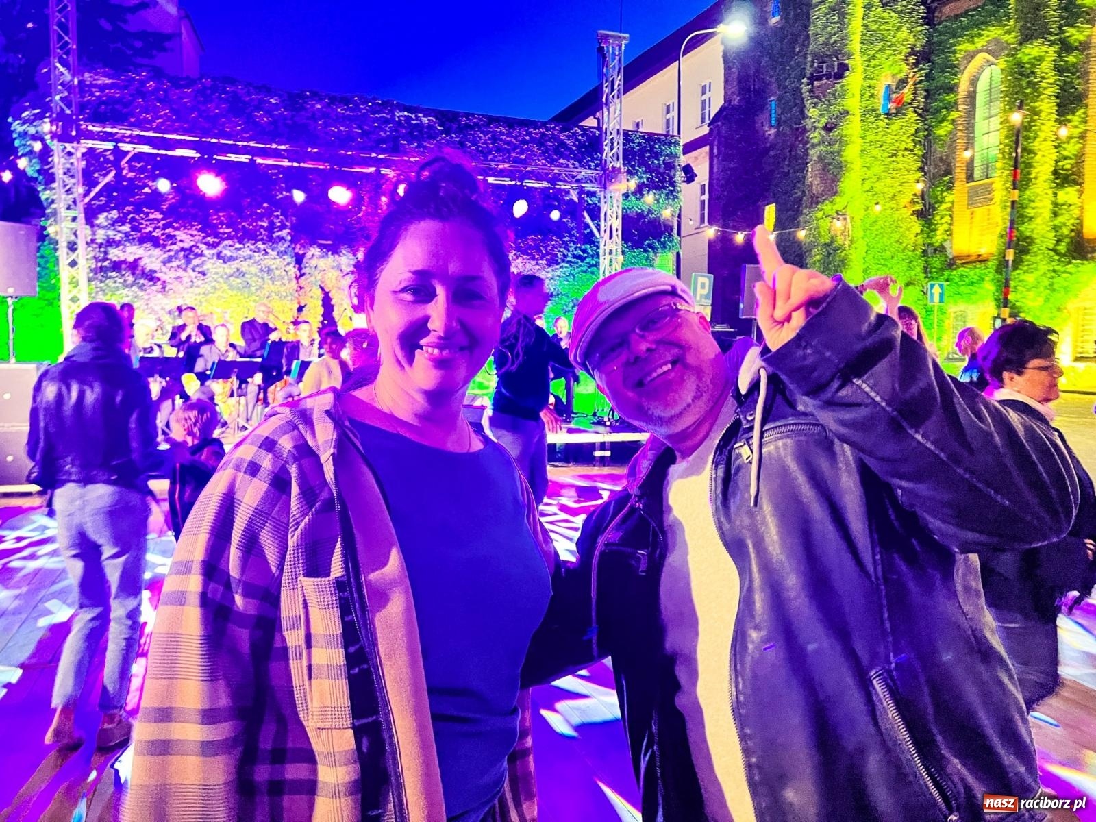 Zdjęcie w galerii na portalu naszraciborz.pl: Roztańczona Ofka, czyli dancing pod Tęczową [FOTO i WIDEO] wiadomości z regionu