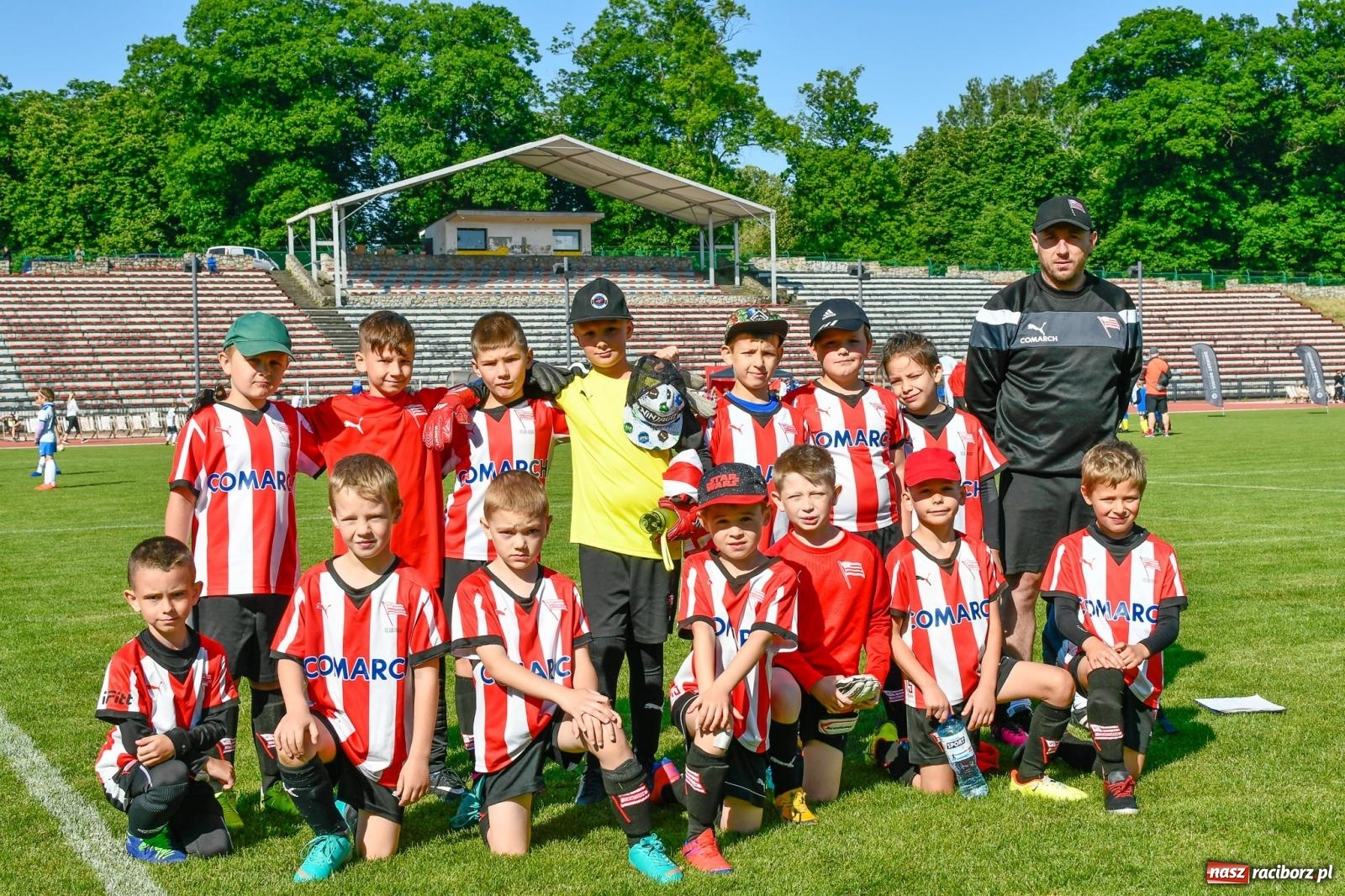 Zdjęcie w galerii na portalu naszraciborz.pl: Dwudniowe piłkarskie zmagania przy Zamkowej [FOTO i WIDEO] wiadomości z regionu