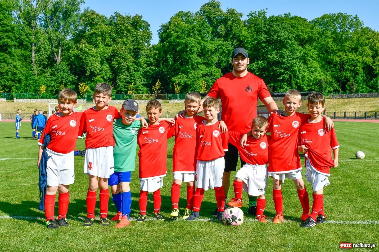 Zdjęcie w galerii na portalu naszraciborz.pl: Dwudniowe piłkarskie zmagania przy Zamkowej [FOTO i WIDEO] wiadomości z regionu