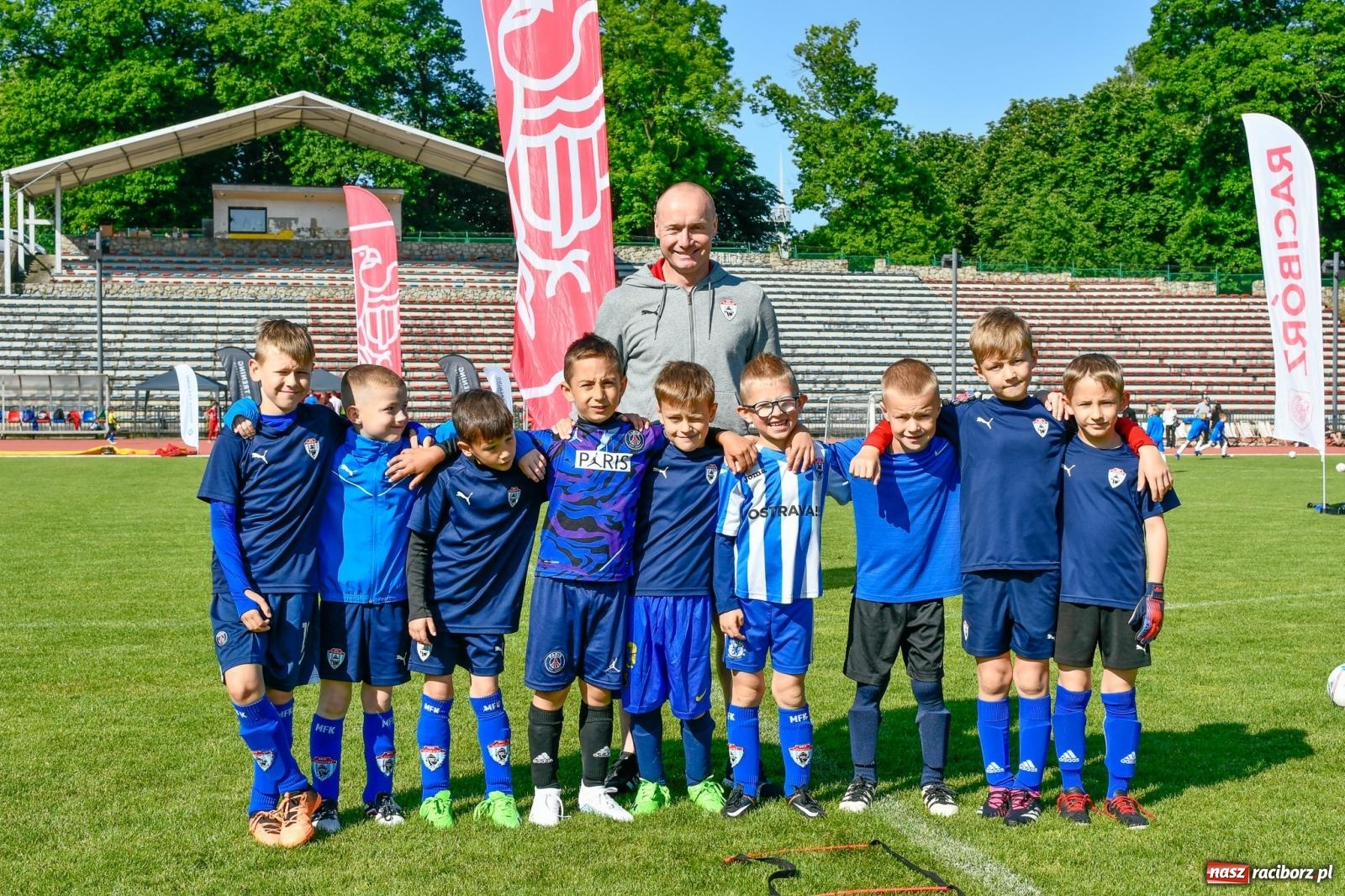 Zdjęcie w galerii na portalu naszraciborz.pl: Dwudniowe piłkarskie zmagania przy Zamkowej [FOTO i WIDEO] wiadomości z regionu