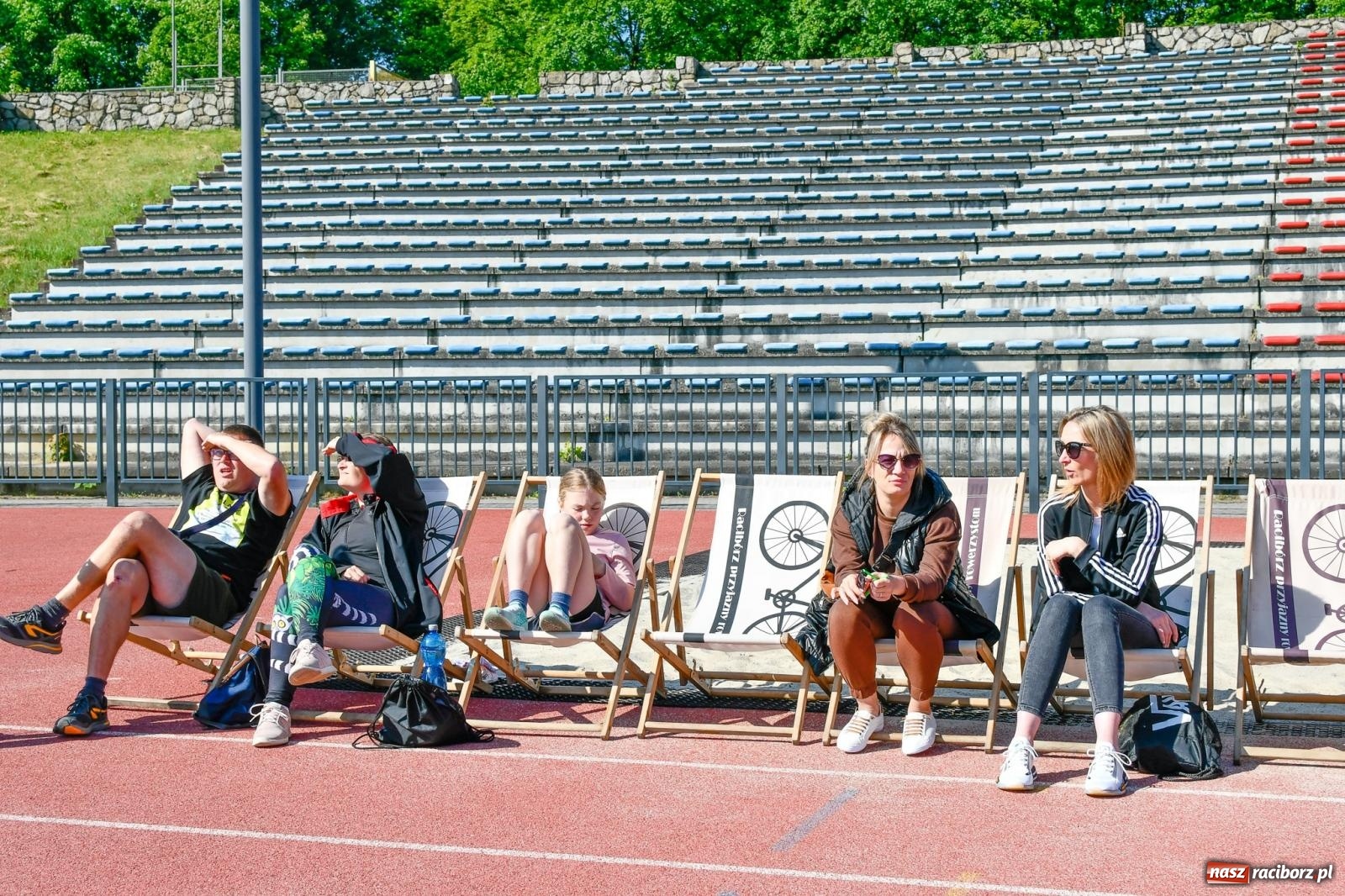 Zdjęcie w galerii na portalu naszraciborz.pl: Dwudniowe piłkarskie zmagania przy Zamkowej [FOTO i WIDEO] wiadomości z regionu