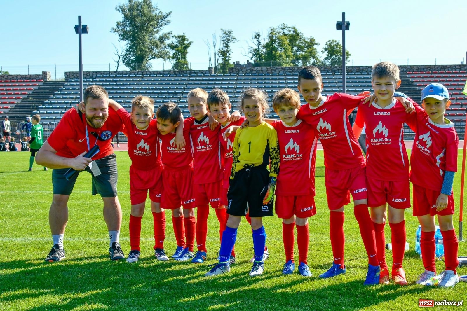 Zdjęcie w galerii na portalu naszraciborz.pl: Dwudniowe piłkarskie zmagania przy Zamkowej [FOTO i WIDEO] wiadomości z regionu