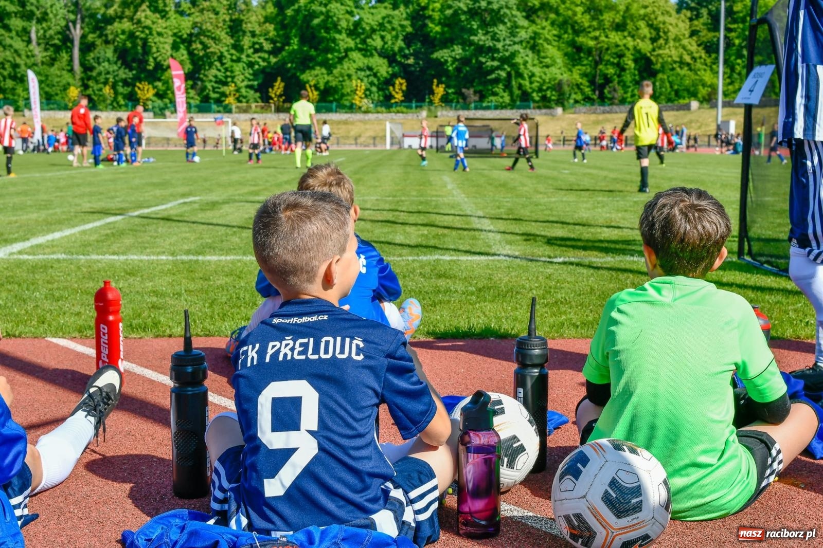 Zdjęcie w galerii na portalu naszraciborz.pl: Dwudniowe piłkarskie zmagania przy Zamkowej [FOTO i WIDEO] wiadomości z regionu
