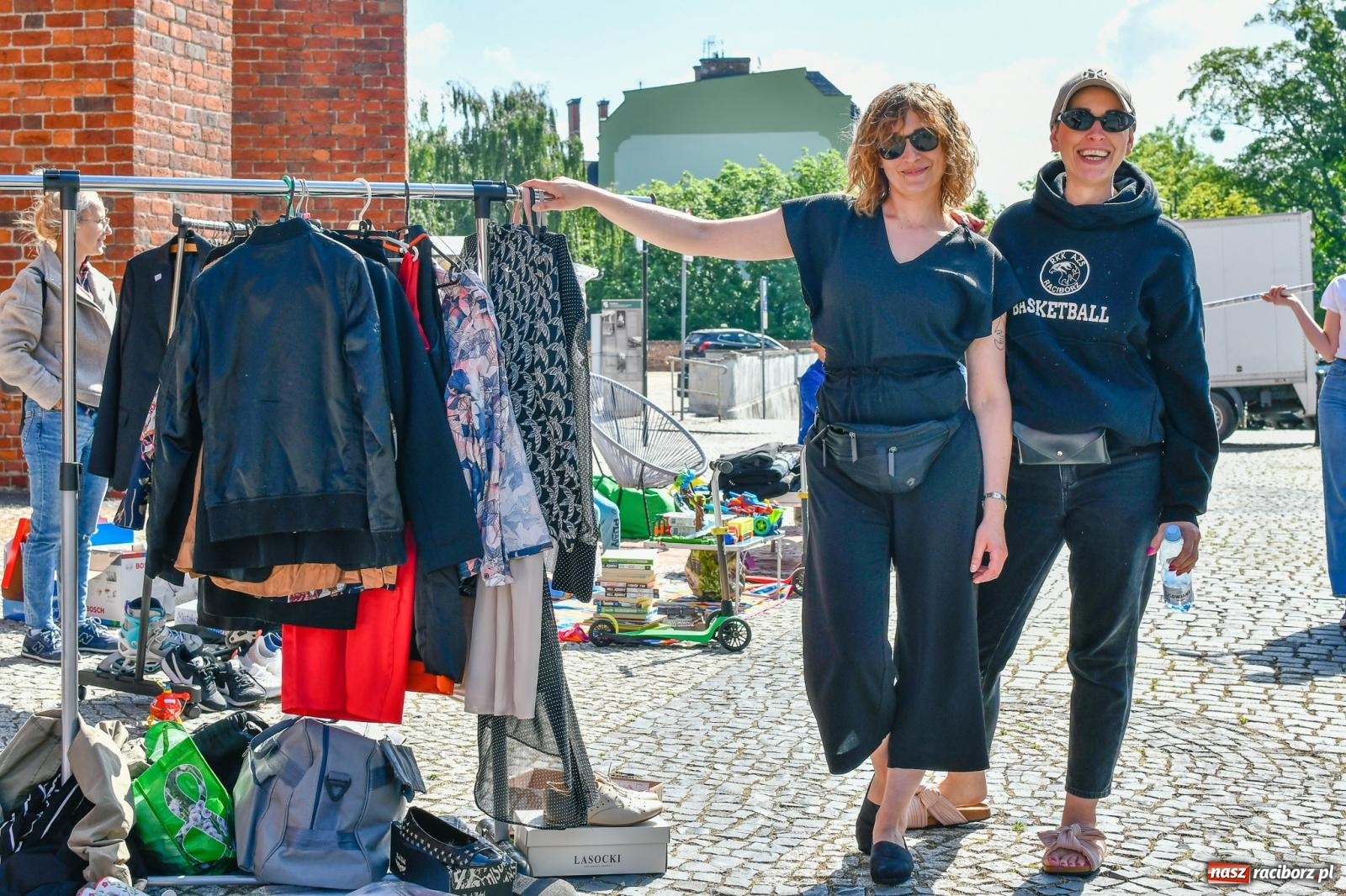 Zdjęcie w galerii na portalu naszraciborz.pl: Raciborski bazarek rzeczy używanych [FOTO i WIDEO] wiadomości z regionu