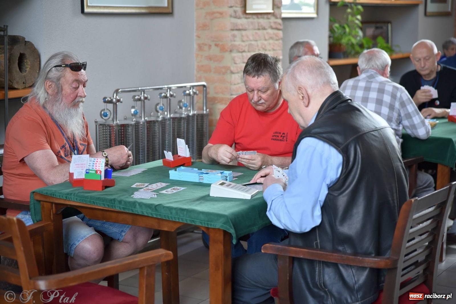 Zdjęcie w galerii na portalu naszraciborz.pl: Brydżyści rywalizowali o Puchar Prezydenta [FOTO i WIDEO] wiadomości z regionu
