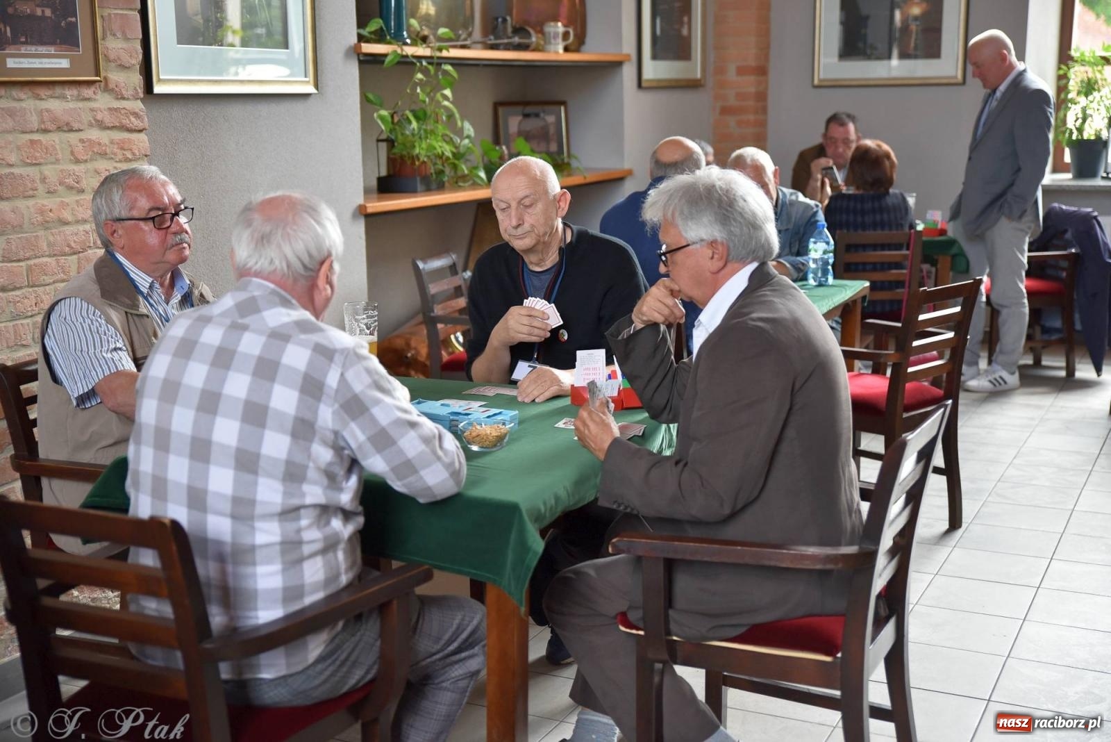 Zdjęcie w galerii na portalu naszraciborz.pl: Brydżyści rywalizowali o Puchar Prezydenta [FOTO i WIDEO] wiadomości z regionu