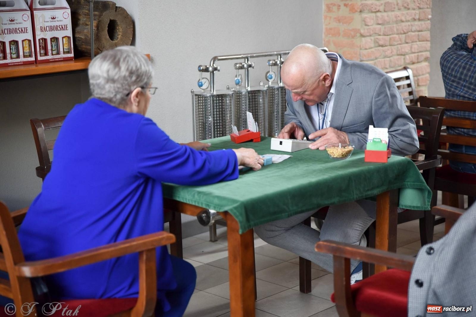 Zdjęcie w galerii na portalu naszraciborz.pl: Brydżyści rywalizowali o Puchar Prezydenta [FOTO i WIDEO] wiadomości z regionu