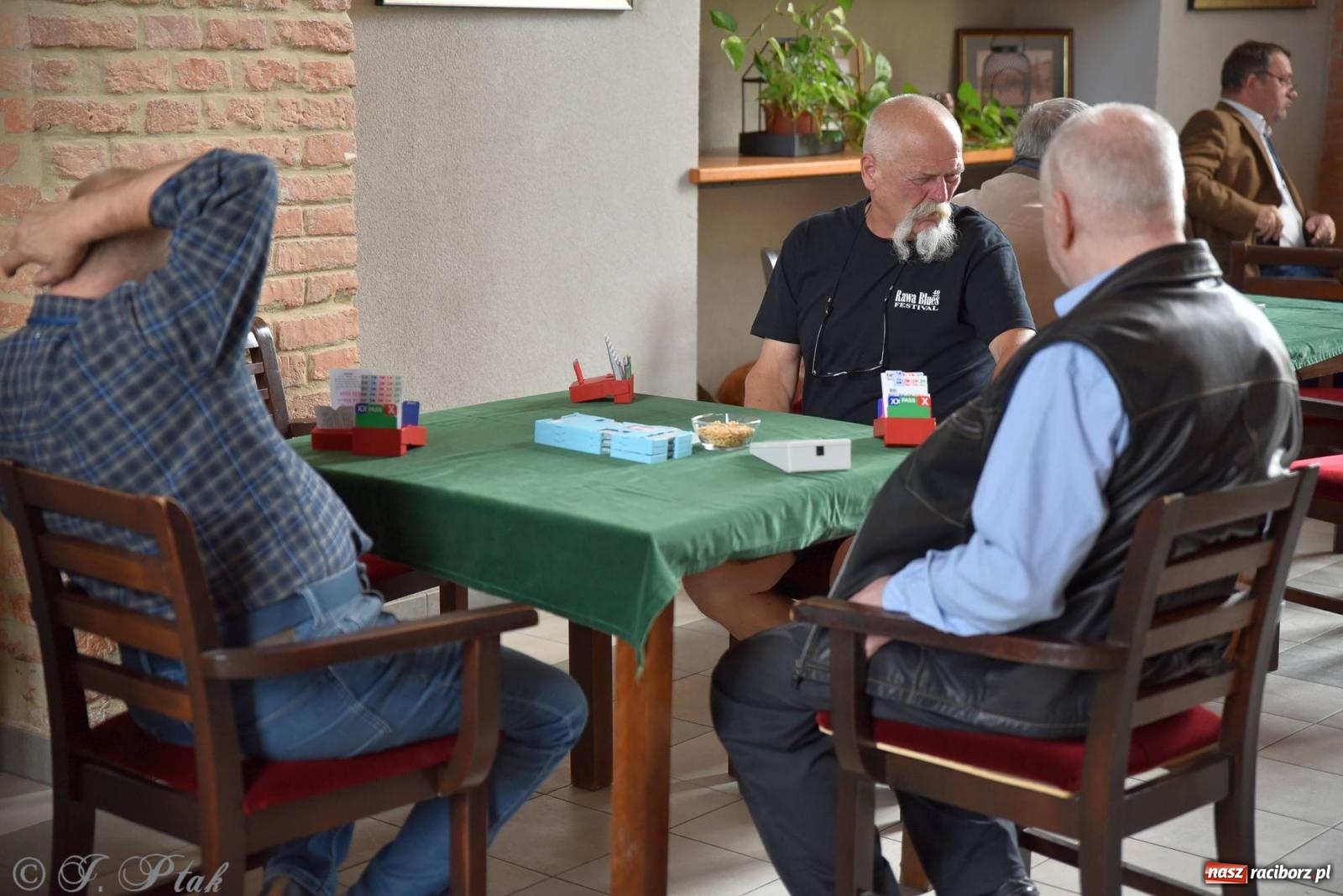 Zdjęcie w galerii na portalu naszraciborz.pl: Brydżyści rywalizowali o Puchar Prezydenta [FOTO i WIDEO] wiadomości z regionu