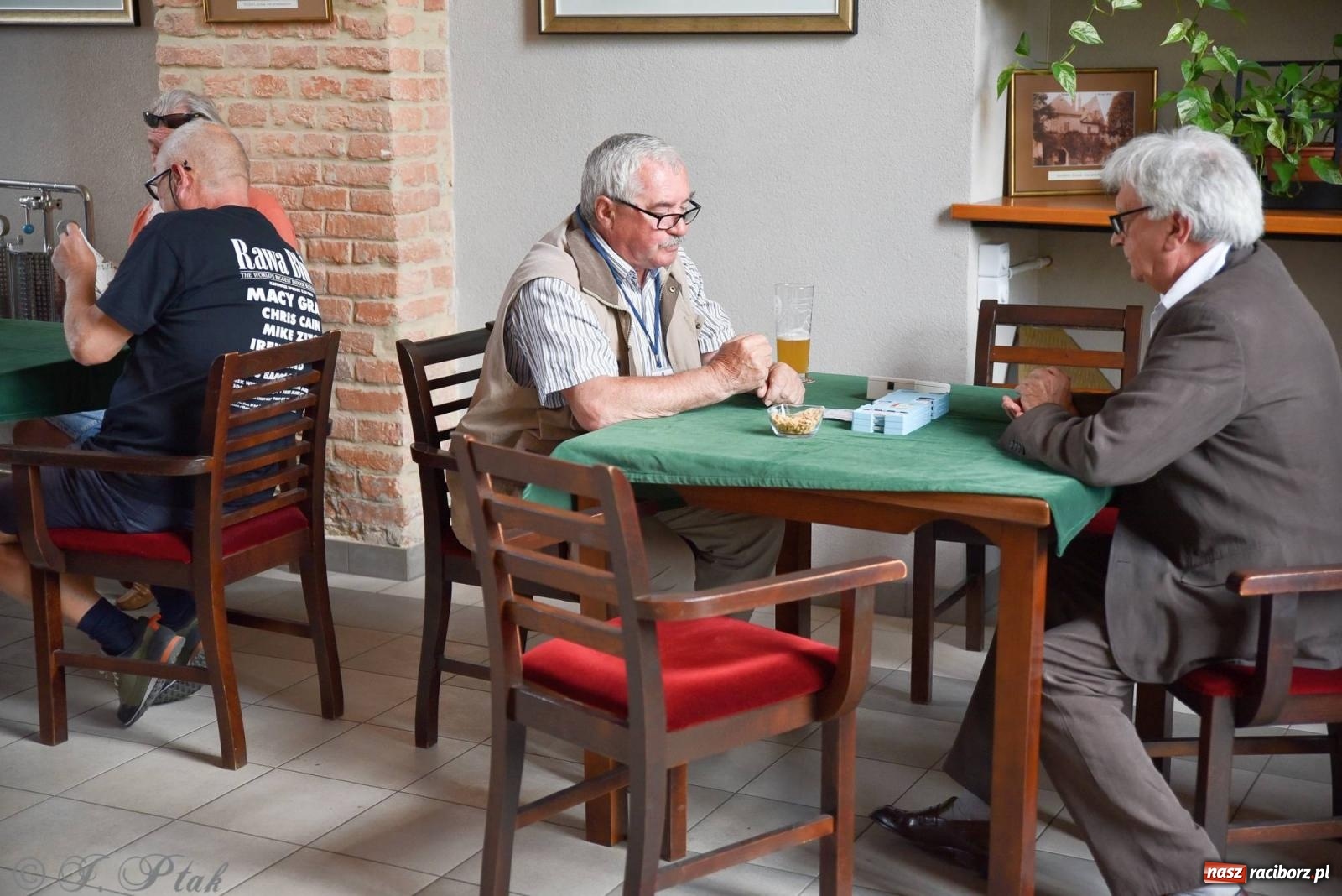 Zdjęcie w galerii na portalu naszraciborz.pl: Brydżyści rywalizowali o Puchar Prezydenta [FOTO i WIDEO] wiadomości z regionu