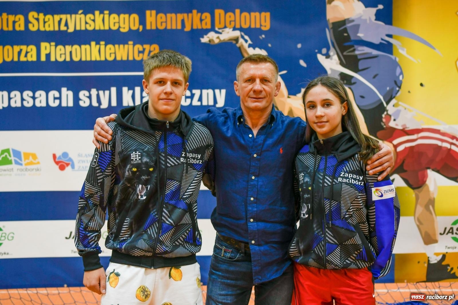 Zdjęcie w galerii na portalu naszraciborz.pl: Międzynarodowe święto zapaśnicze w ZSOMS [FOTO i WIDEO] wiadomości z regionu