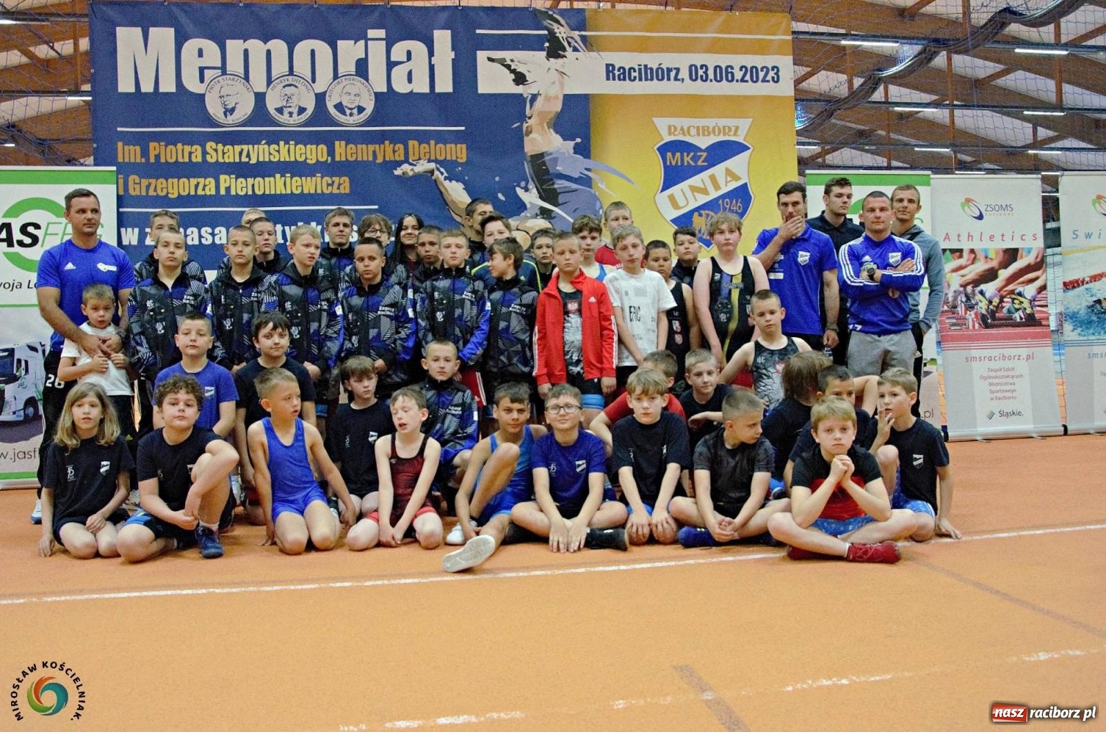 Zdjęcie w galerii na portalu naszraciborz.pl: Międzynarodowe święto zapaśnicze w ZSOMS [FOTO i WIDEO] wiadomości z regionu