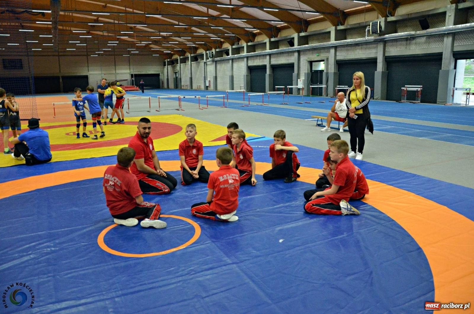 Zdjęcie w galerii na portalu naszraciborz.pl: Międzynarodowe święto zapaśnicze w ZSOMS [FOTO i WIDEO] wiadomości z regionu