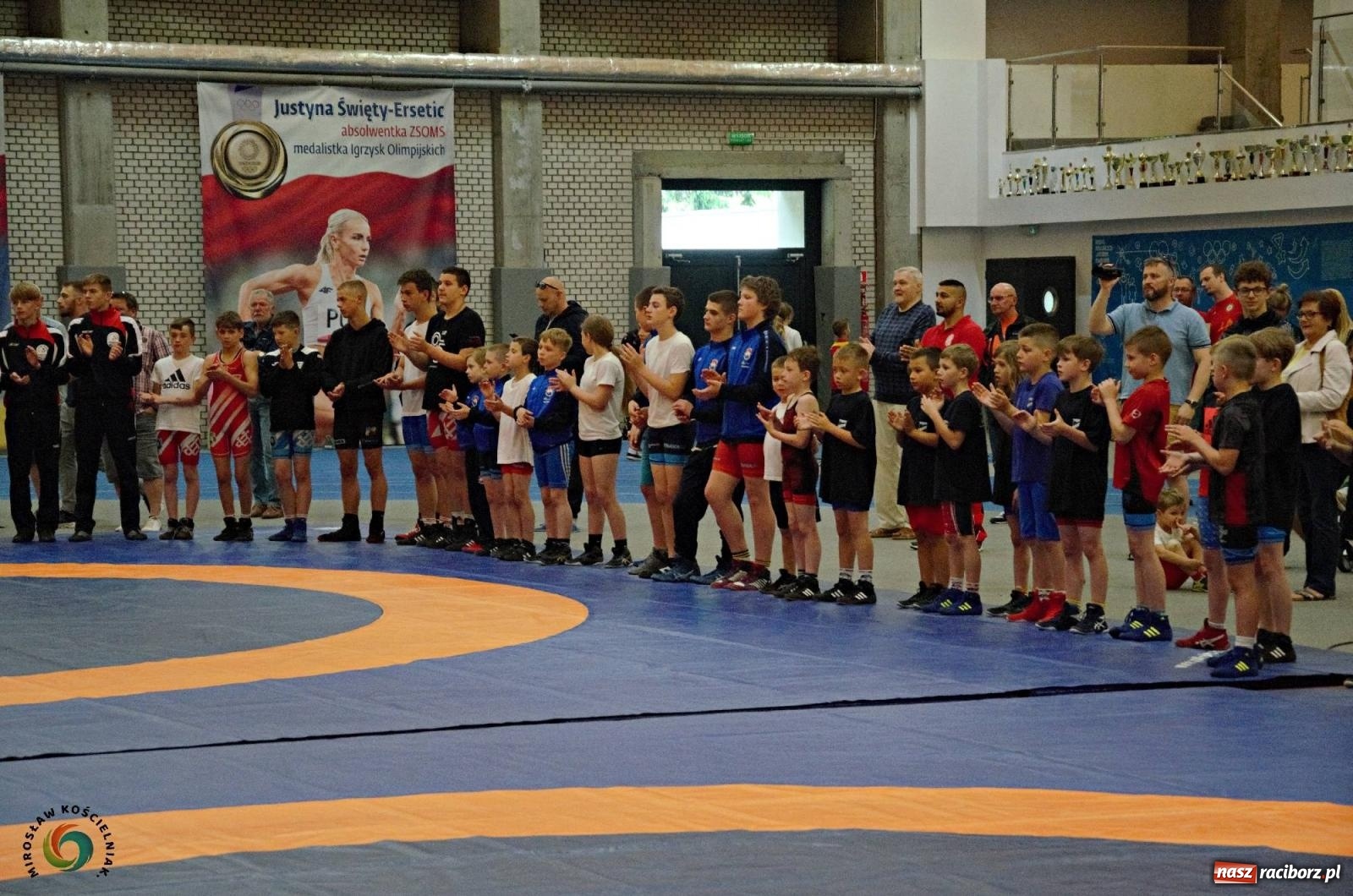 Zdjęcie w galerii na portalu naszraciborz.pl: Międzynarodowe święto zapaśnicze w ZSOMS [FOTO i WIDEO] wiadomości z regionu