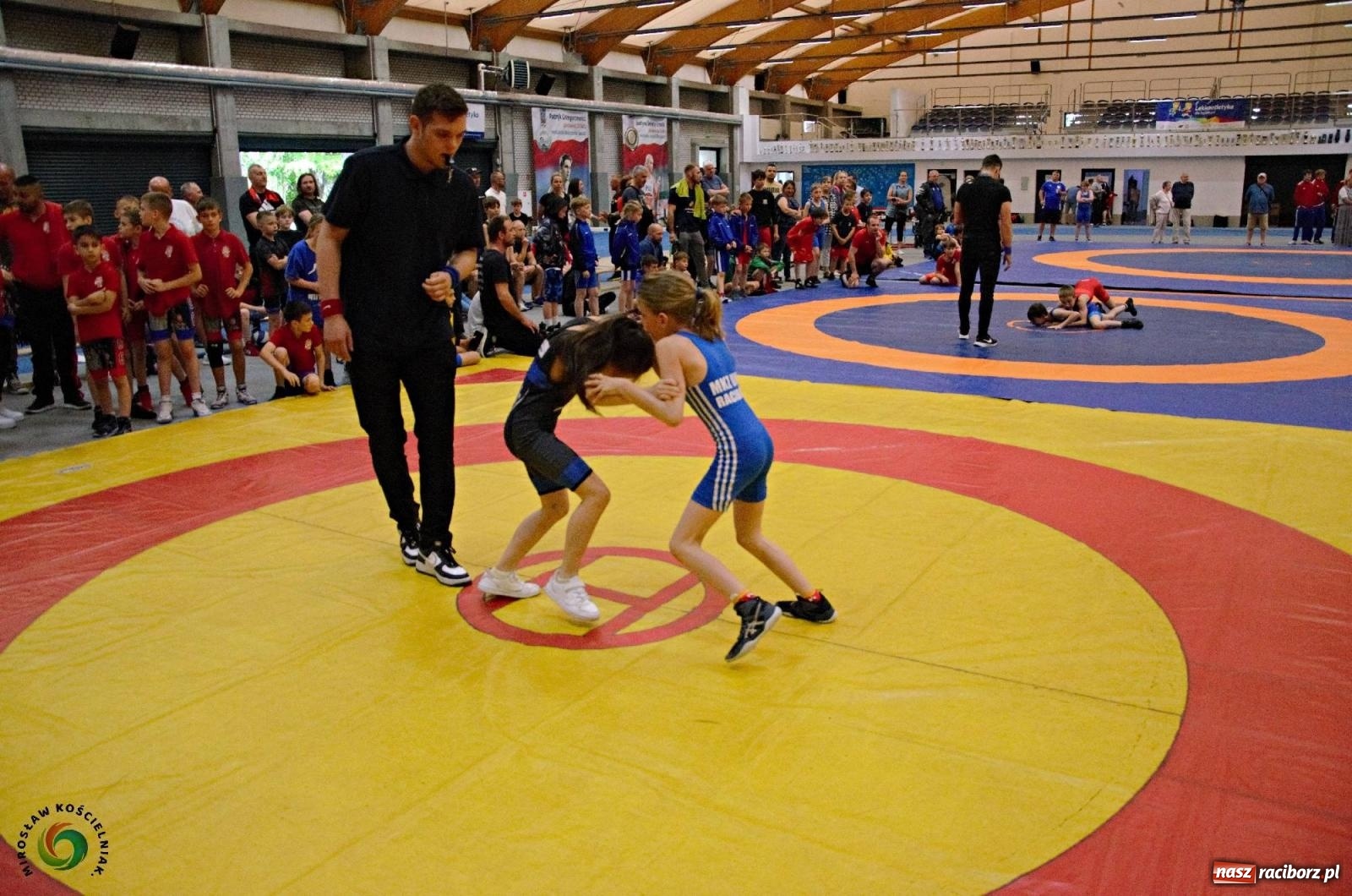 Zdjęcie w galerii na portalu naszraciborz.pl: Międzynarodowe święto zapaśnicze w ZSOMS [FOTO i WIDEO] wiadomości z regionu