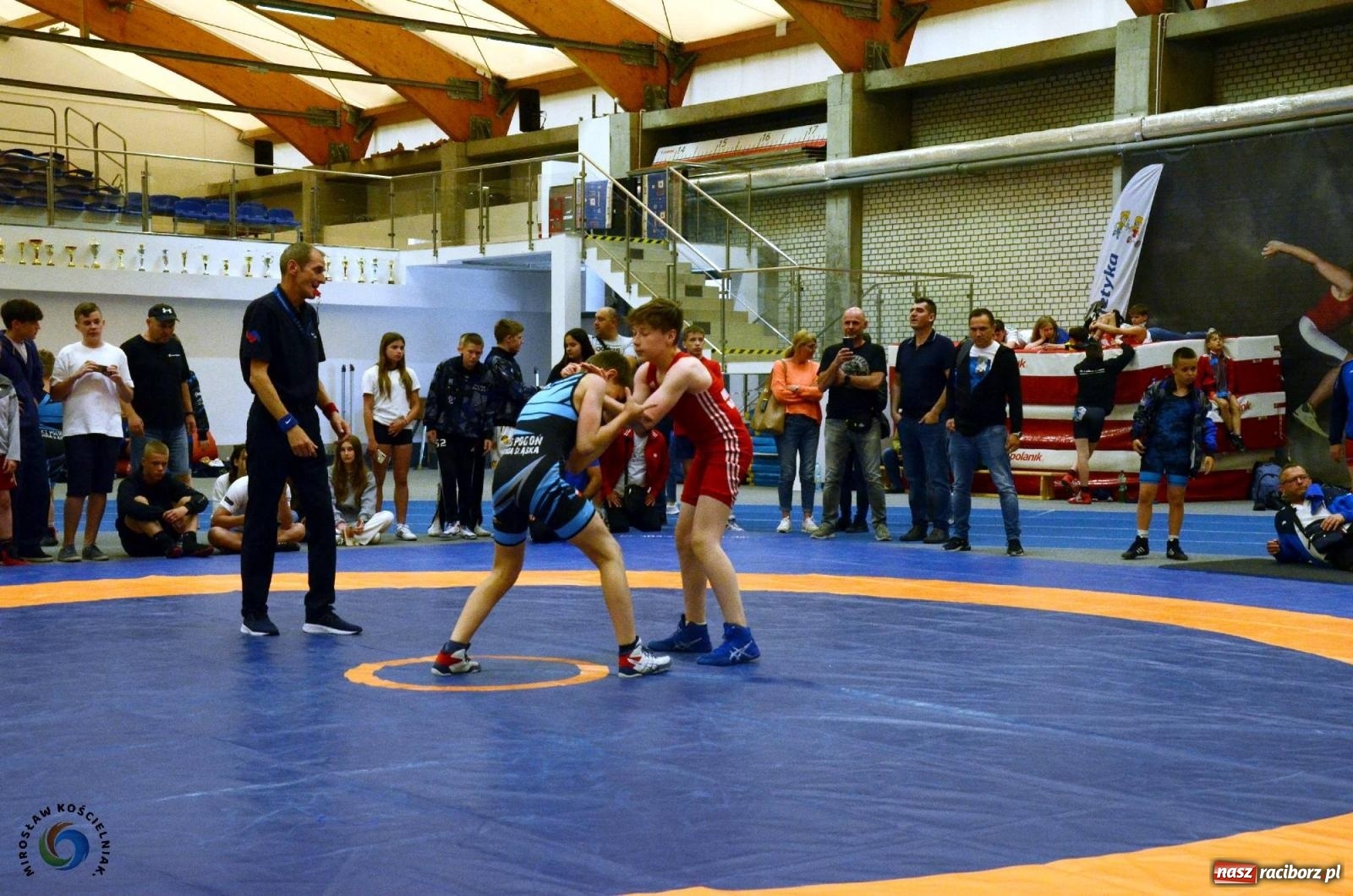 Zdjęcie w galerii na portalu naszraciborz.pl: Międzynarodowe święto zapaśnicze w ZSOMS [FOTO i WIDEO] wiadomości z regionu