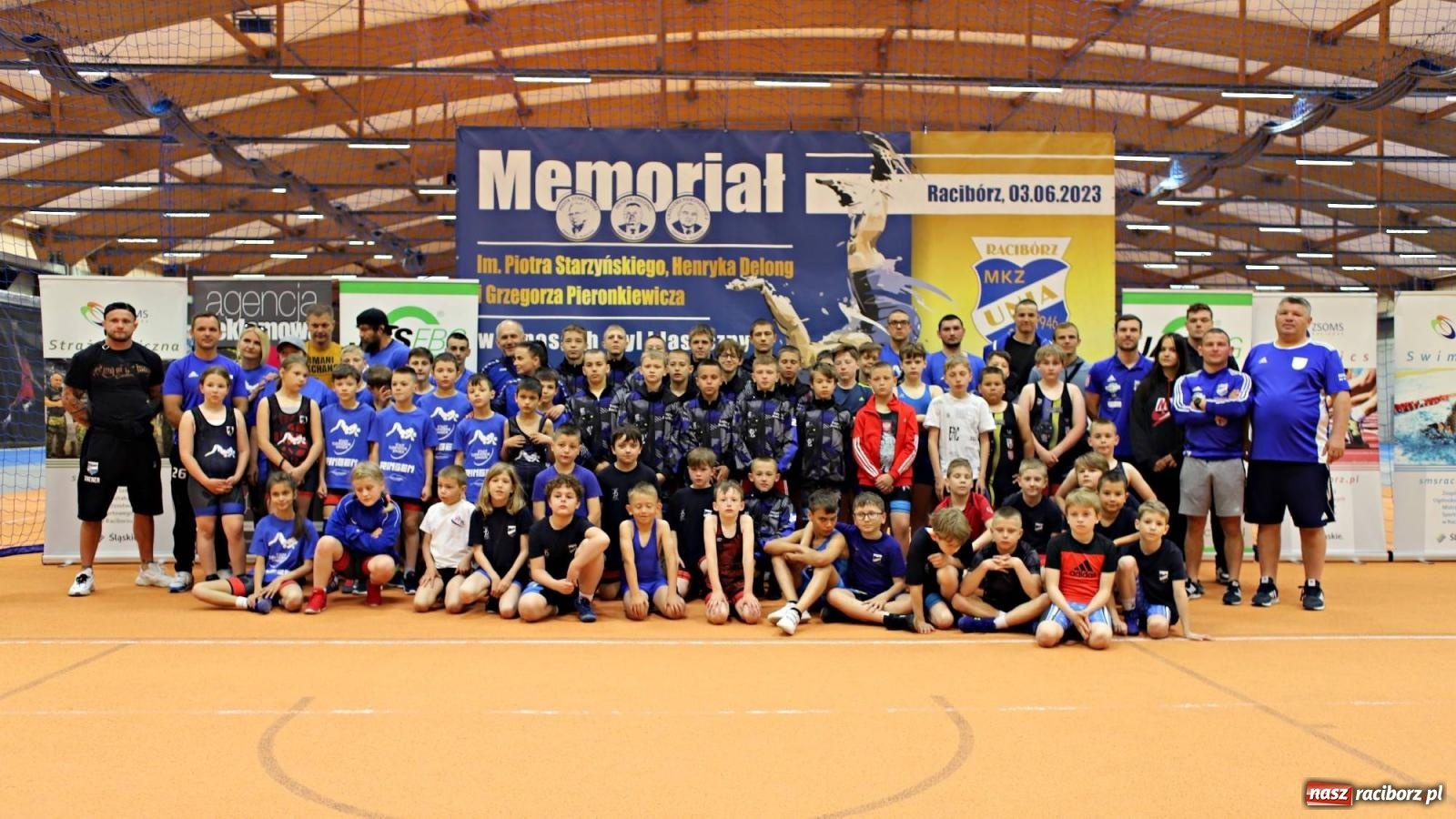 Zdjęcie w galerii na portalu naszraciborz.pl: Międzynarodowe święto zapaśnicze w ZSOMS [FOTO i WIDEO] wiadomości z regionu