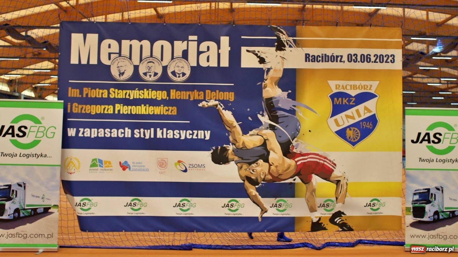 Zdjęcie w galerii na portalu naszraciborz.pl: Międzynarodowe święto zapaśnicze w ZSOMS [FOTO i WIDEO] wiadomości z regionu