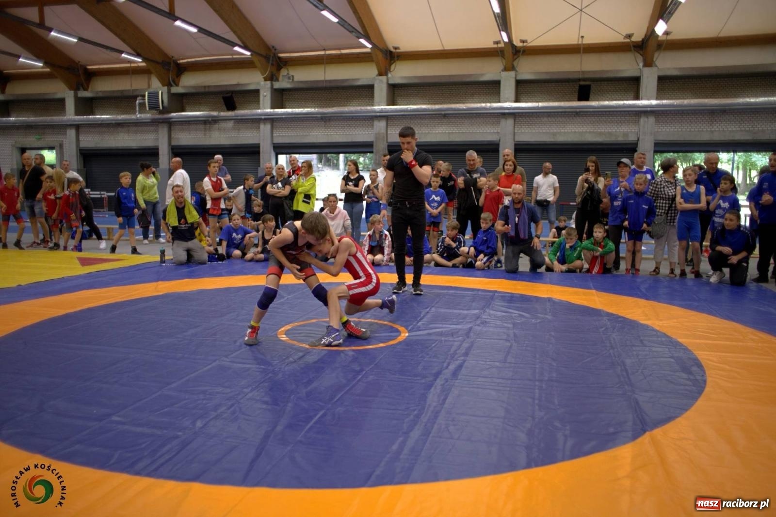 Zdjęcie w galerii na portalu naszraciborz.pl: Międzynarodowe święto zapaśnicze w ZSOMS [FOTO i WIDEO] wiadomości z regionu