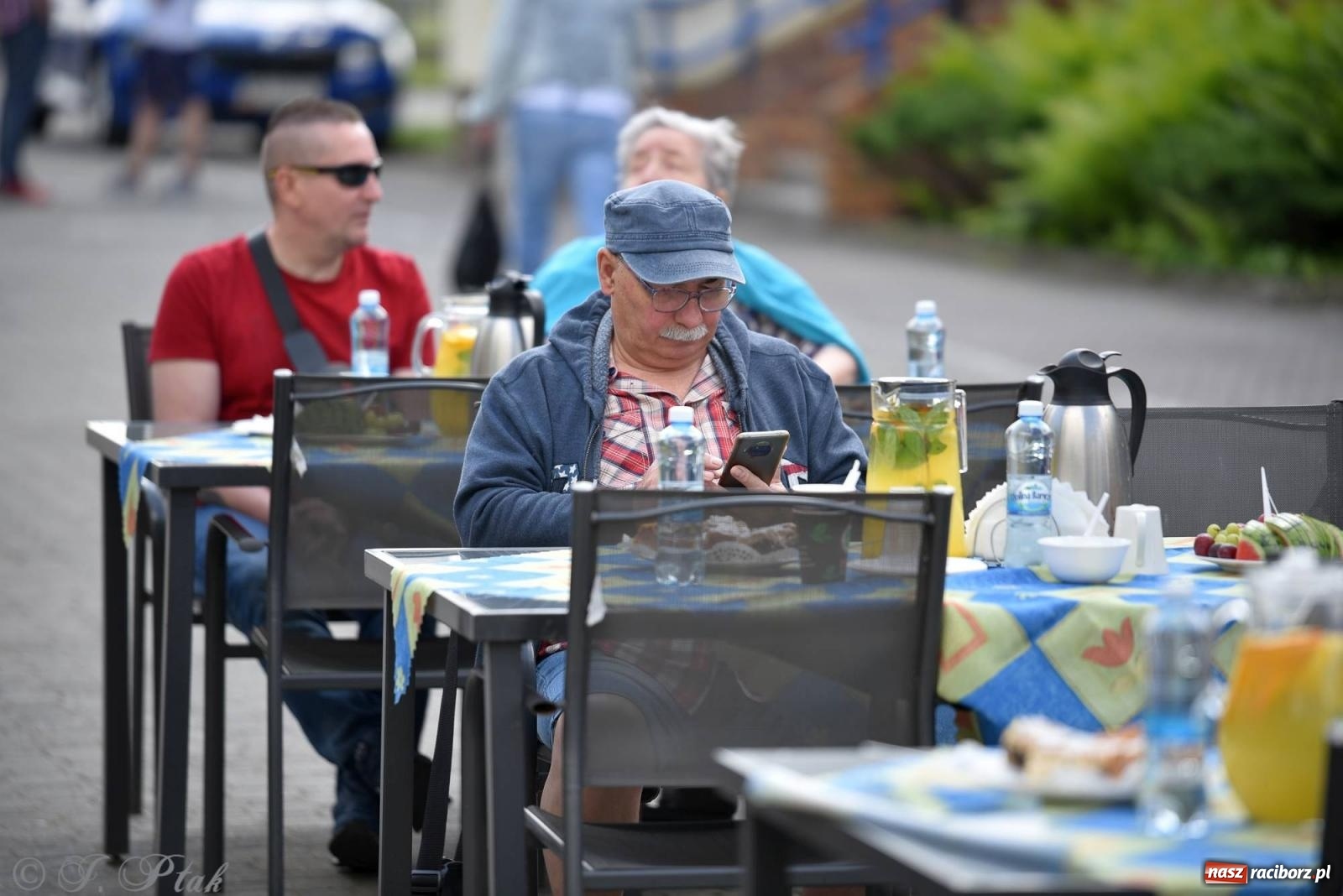 Zdjęcie w galerii na portalu naszraciborz.pl: Szampańska zabawa seniorów ze Złotej Jesieni [FOTO i WIDEO] wiadomości z regionu
