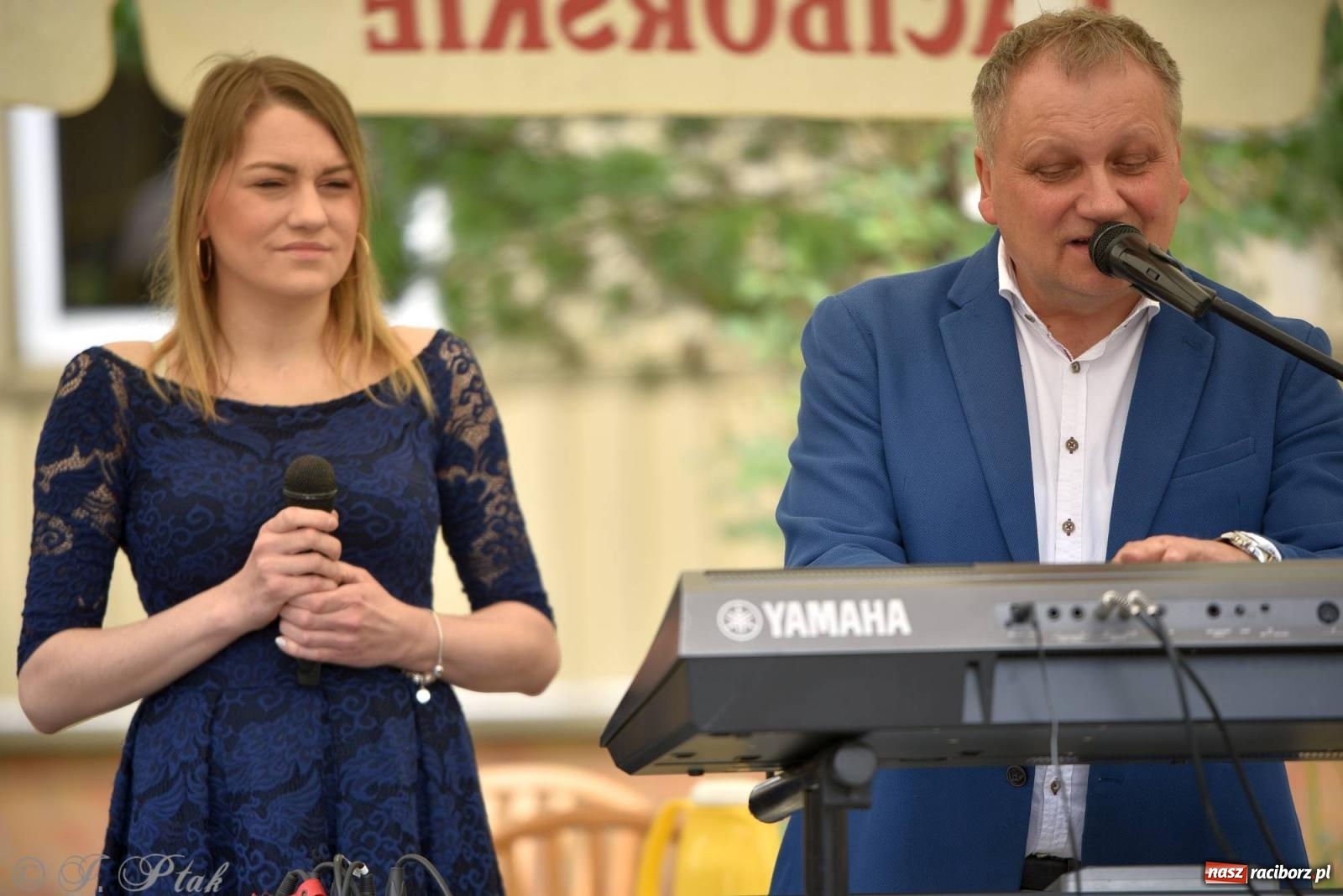 Zdjęcie w galerii na portalu naszraciborz.pl: Szampańska zabawa seniorów ze Złotej Jesieni [FOTO i WIDEO] wiadomości z regionu