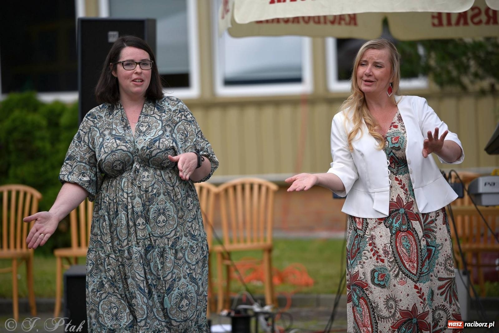 Zdjęcie w galerii na portalu naszraciborz.pl: Szampańska zabawa seniorów ze Złotej Jesieni [FOTO i WIDEO] wiadomości z regionu