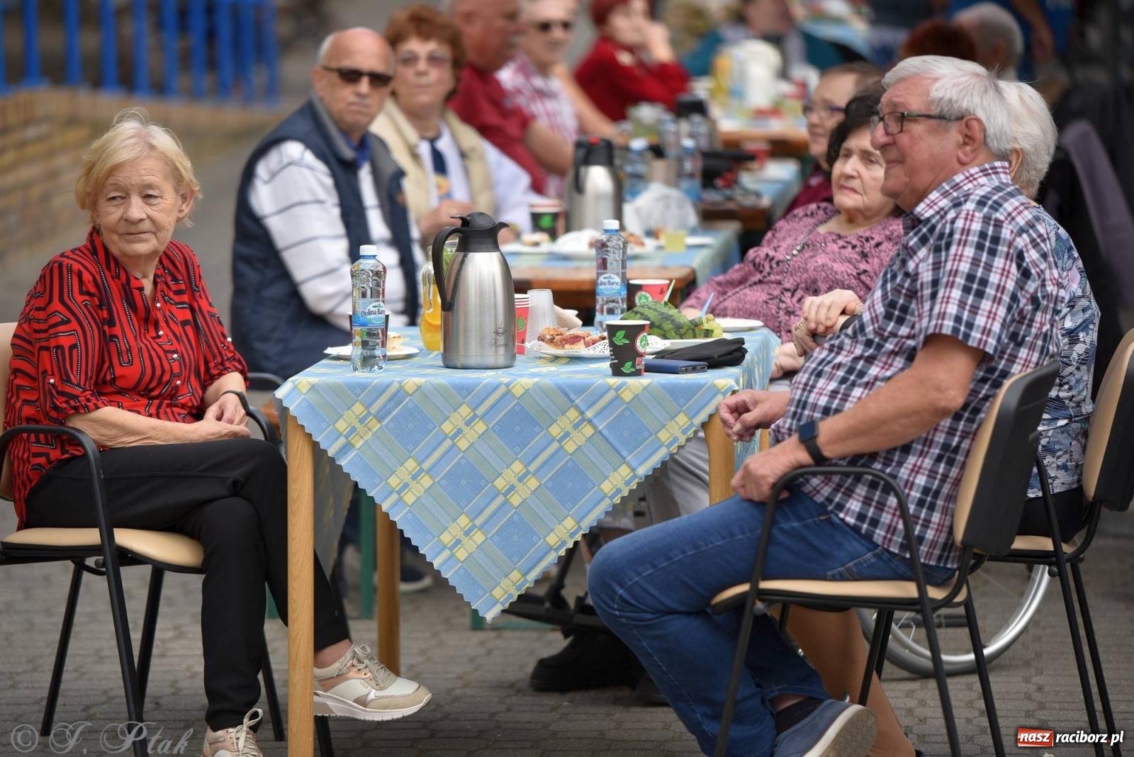 Zdjęcie w galerii na portalu naszraciborz.pl: Szampańska zabawa seniorów ze Złotej Jesieni [FOTO i WIDEO] wiadomości z regionu