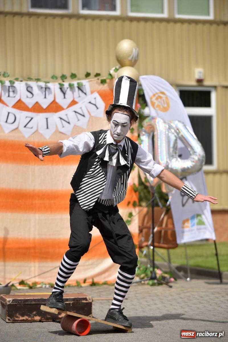 Zdjęcie w galerii na portalu naszraciborz.pl: Szampańska zabawa seniorów ze Złotej Jesieni [FOTO i WIDEO] wiadomości z regionu