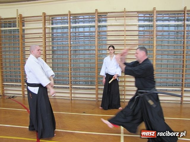 Zdjęcie w galerii na portalu naszraciborz.pl: Japońska szermierka w SP 15 wiadomości z regionu