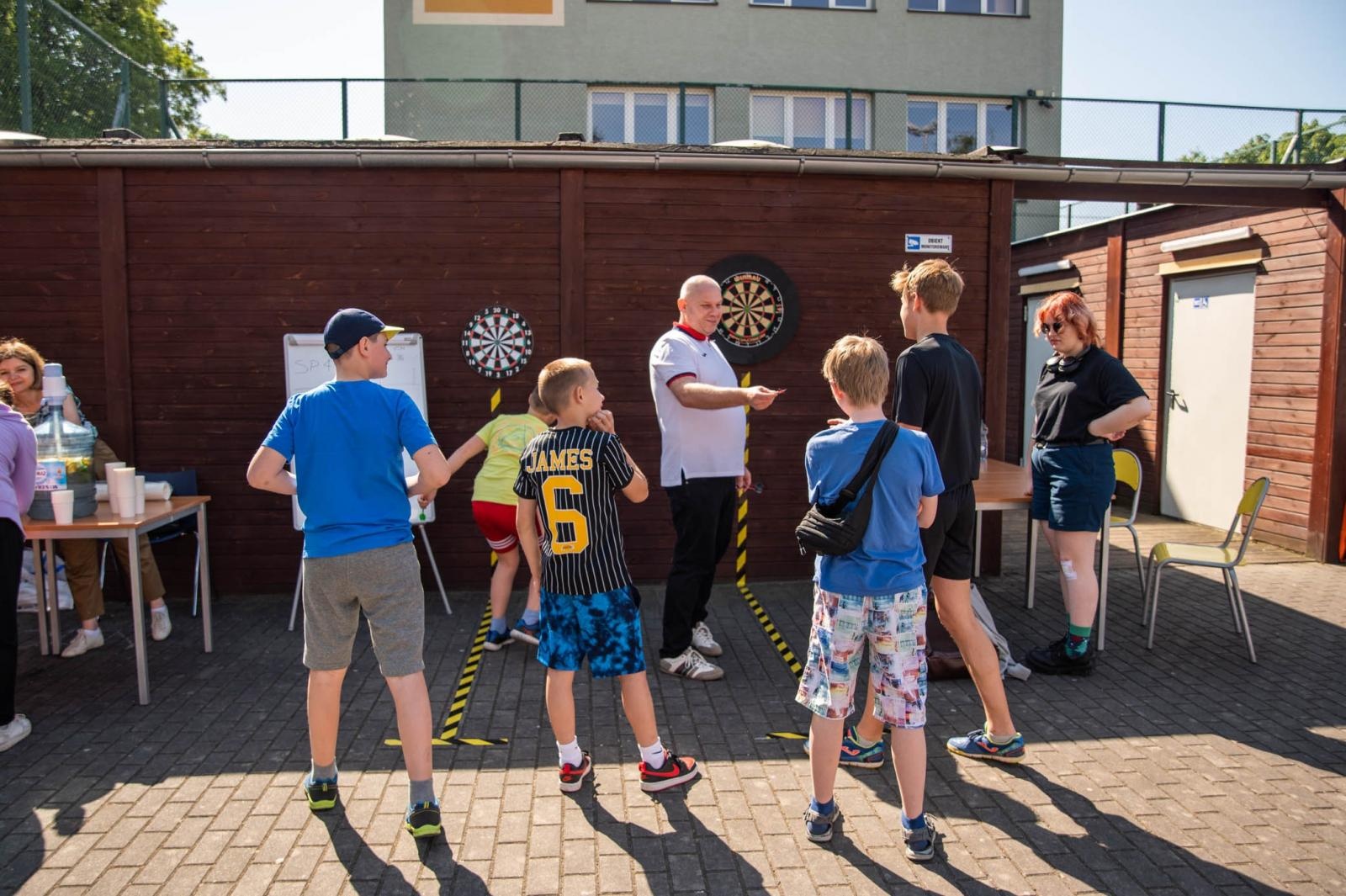 Zdjęcie w galerii na portalu naszraciborz.pl: Kolorowy piknik dzieciaków Kasprowicza [FOTO] wiadomości z regionu