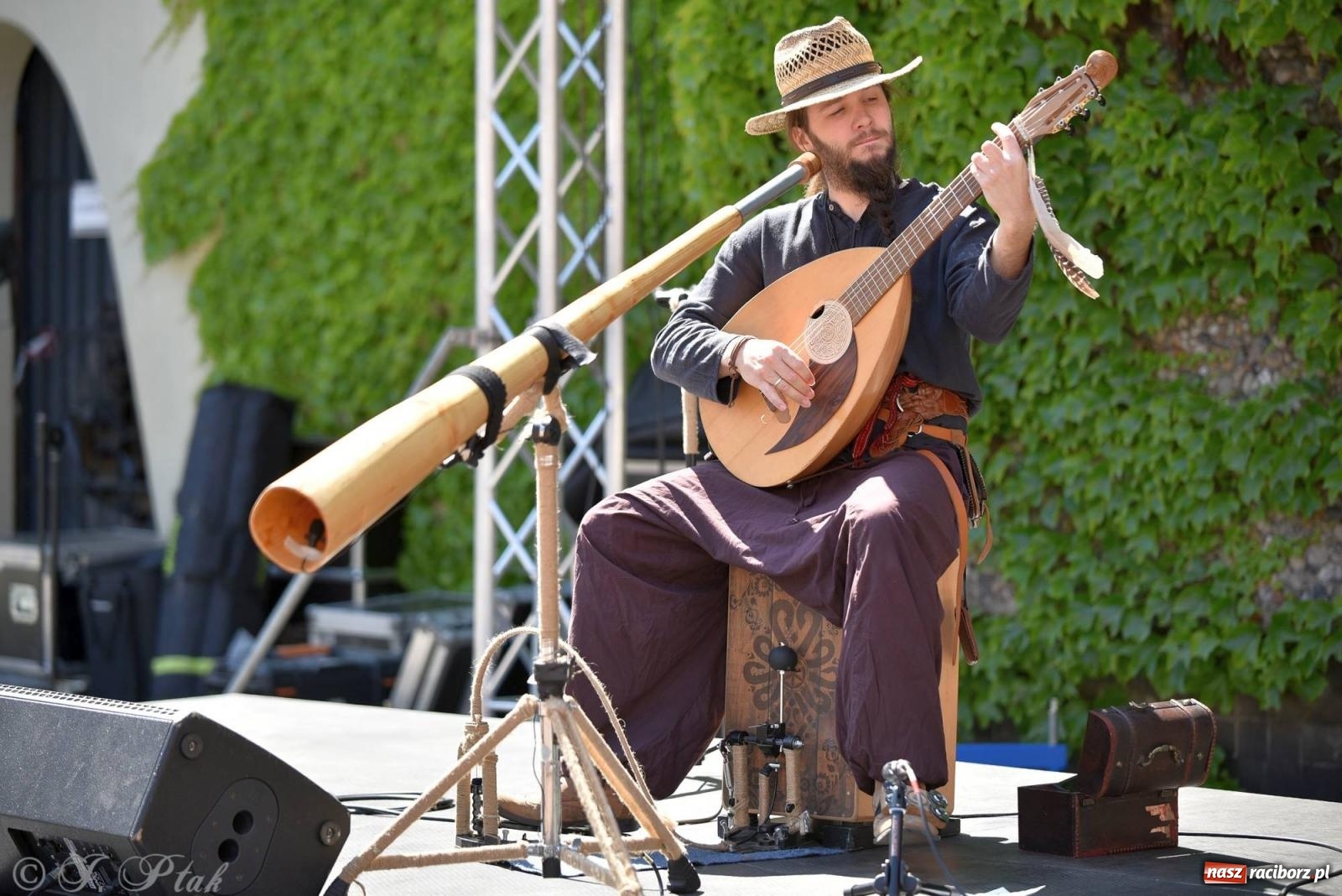 Zdjęcie w galerii na portalu naszraciborz.pl: Muzealny festiwal na placu Ofki Piastówny [FOTO i WIDEO] wiadomości z regionu