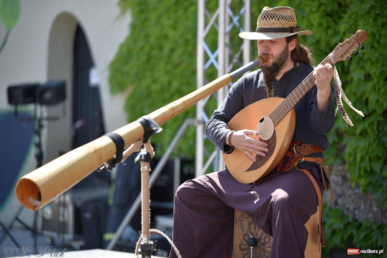 Zdjęcie w galerii na portalu naszraciborz.pl: Muzealny festiwal na placu Ofki Piastówny [FOTO i WIDEO] wiadomości z regionu