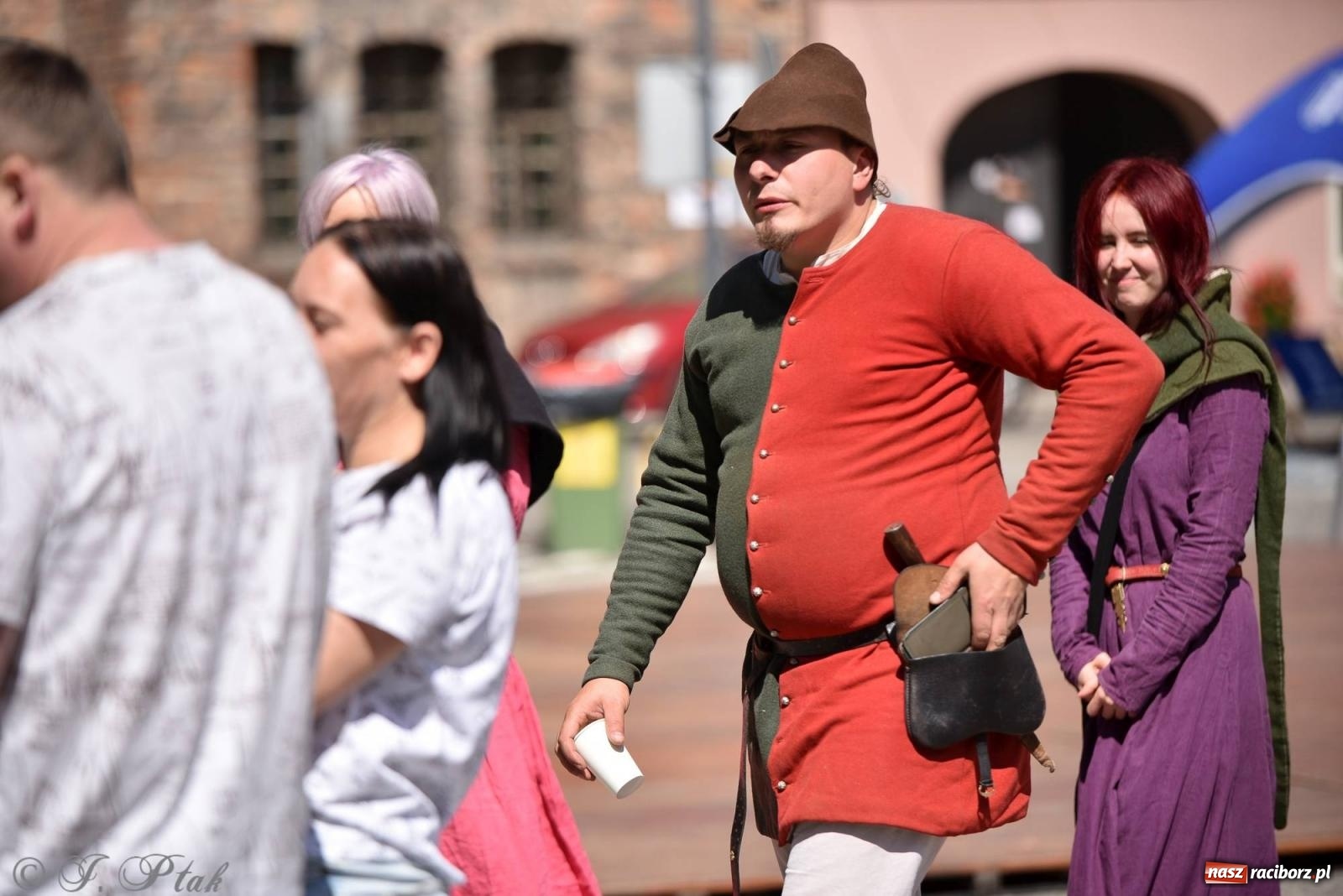 Zdjęcie w galerii na portalu naszraciborz.pl: Muzealny festiwal na placu Ofki Piastówny [FOTO i WIDEO] wiadomości z regionu