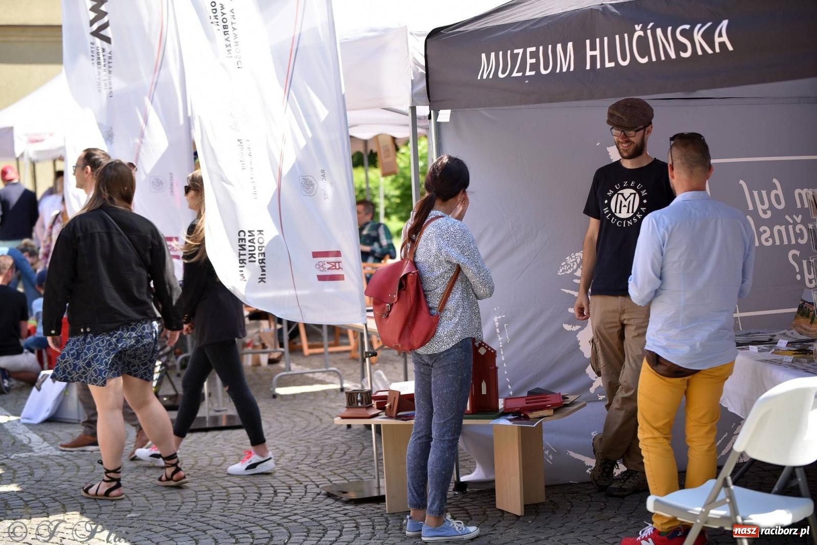 Zdjęcie w galerii na portalu naszraciborz.pl: Muzealny festiwal na placu Ofki Piastówny [FOTO i WIDEO] wiadomości z regionu