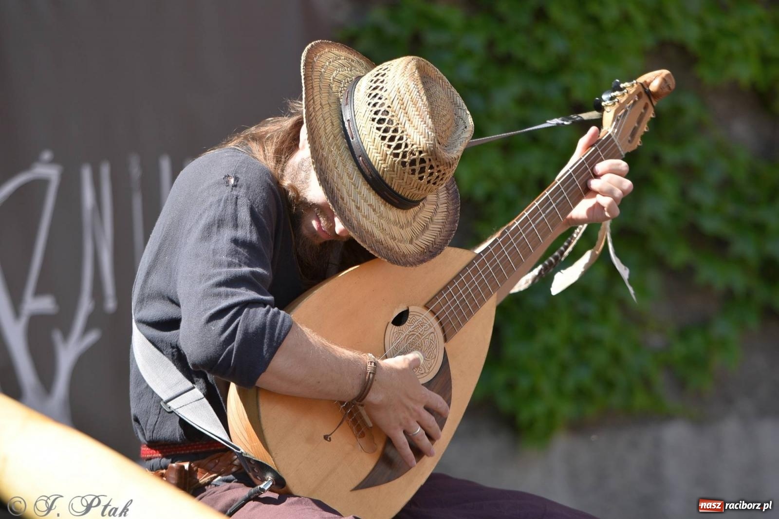 Zdjęcie w galerii na portalu naszraciborz.pl: Muzealny festiwal na placu Ofki Piastówny [FOTO i WIDEO] wiadomości z regionu