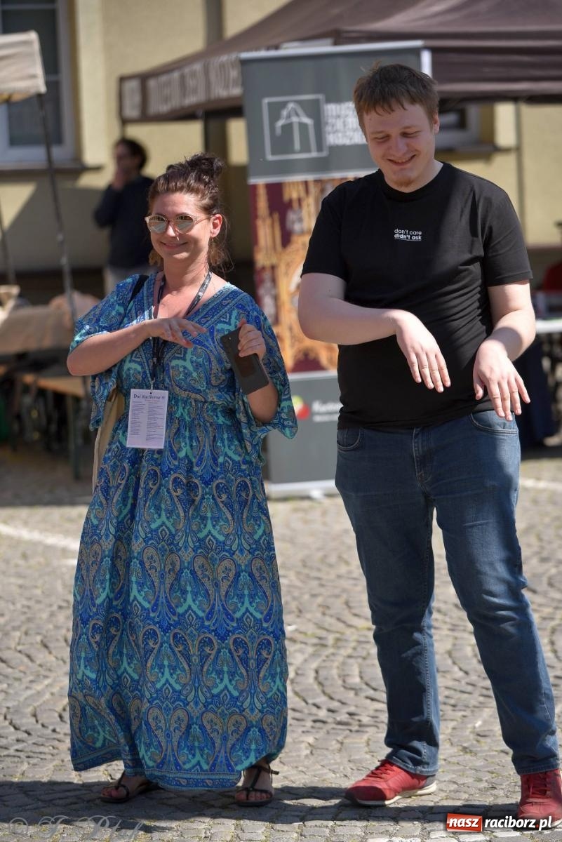 Zdjęcie w galerii na portalu naszraciborz.pl: Muzealny festiwal na placu Ofki Piastówny [FOTO i WIDEO] wiadomości z regionu