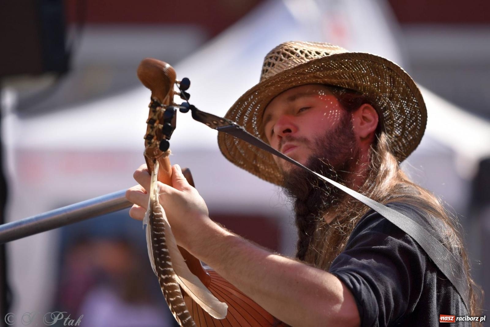 Zdjęcie w galerii na portalu naszraciborz.pl: Muzealny festiwal na placu Ofki Piastówny [FOTO i WIDEO] wiadomości z regionu