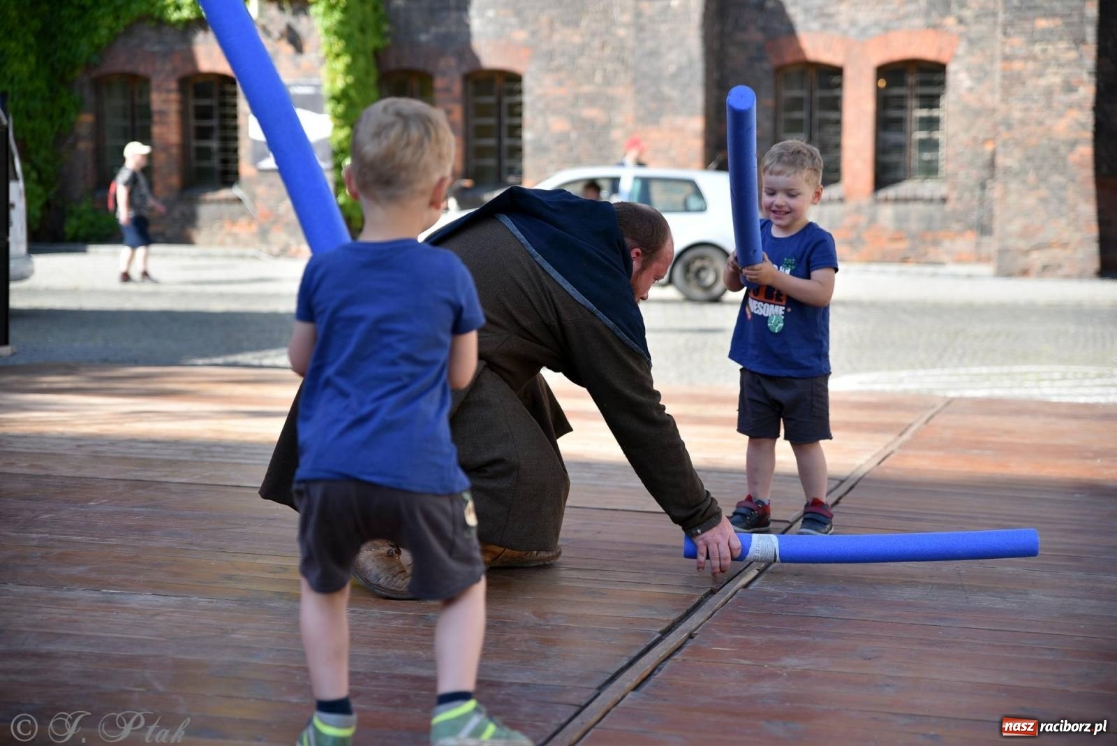 Zdjęcie w galerii na portalu naszraciborz.pl: Muzealny festiwal na placu Ofki Piastówny [FOTO i WIDEO] wiadomości z regionu