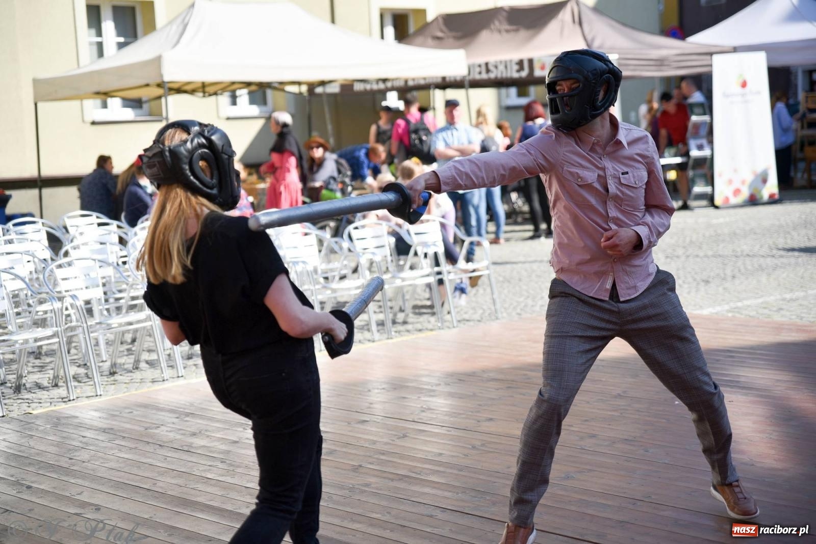 Zdjęcie w galerii na portalu naszraciborz.pl: Muzealny festiwal na placu Ofki Piastówny [FOTO i WIDEO] wiadomości z regionu