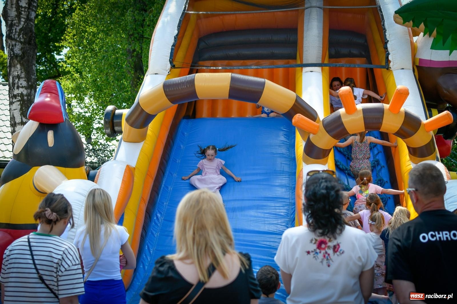 Zdjęcie w galerii na portalu naszraciborz.pl: Tłumy na Dniu Dziecka w klubie jeździeckim Aquabrax [FOTO i WIDEO] wiadomości z regionu
