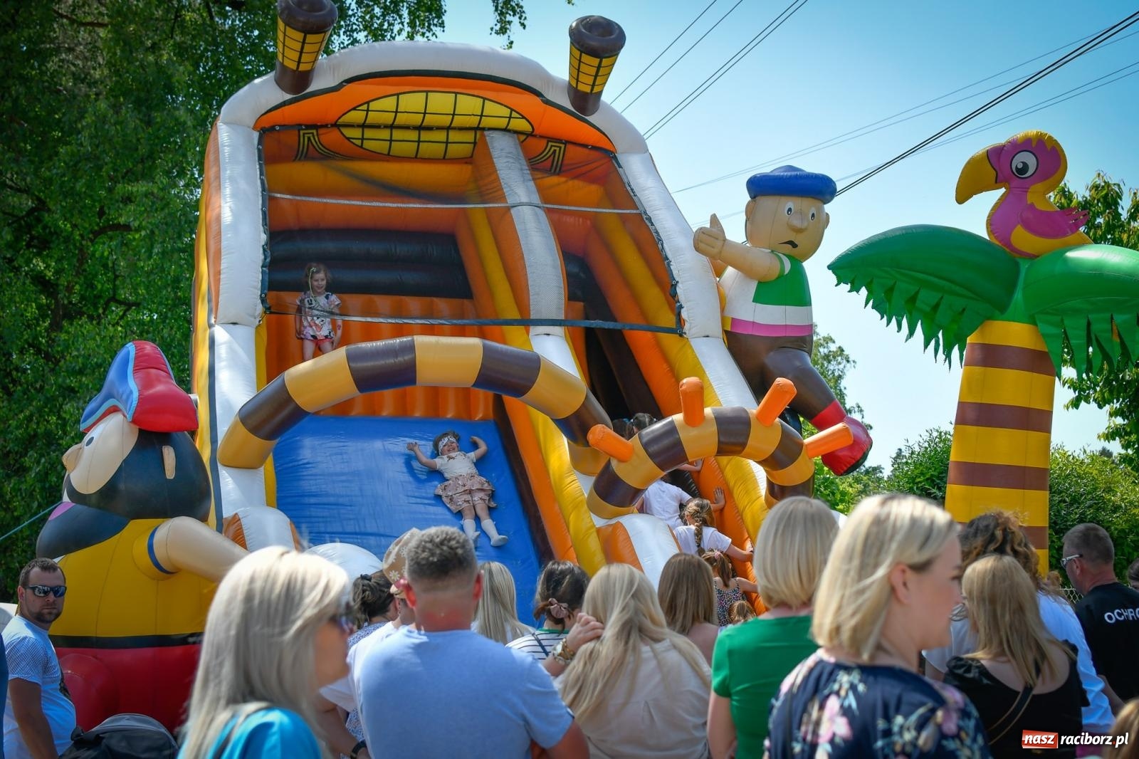 Zdjęcie w galerii na portalu naszraciborz.pl: Tłumy na Dniu Dziecka w klubie jeździeckim Aquabrax [FOTO i WIDEO] wiadomości z regionu