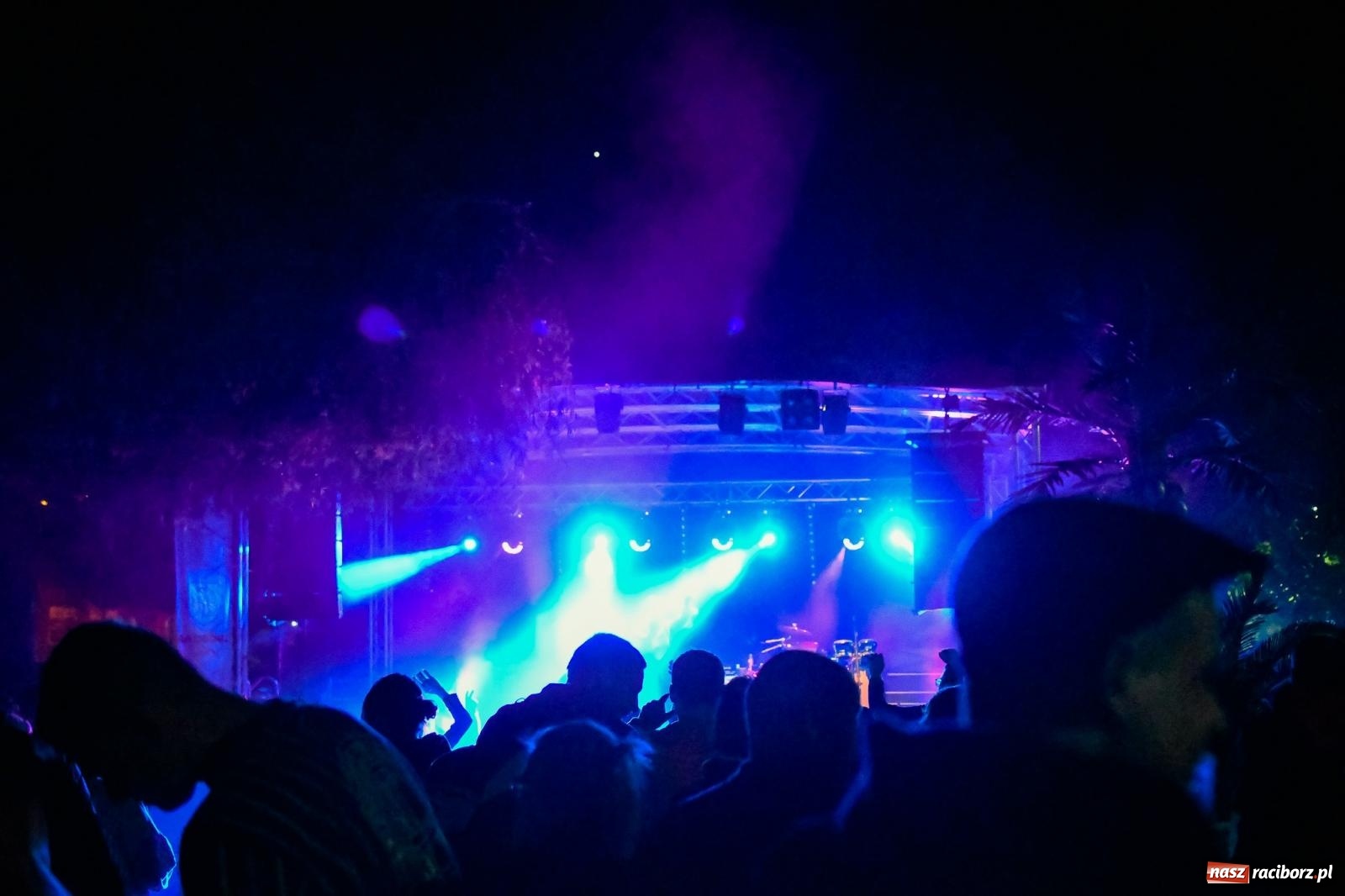 Zdjęcie w galerii na portalu naszraciborz.pl: Muzyczny FUN NAD ODRĄ do samego rana [FOTO i WIDEO] wiadomości z regionu