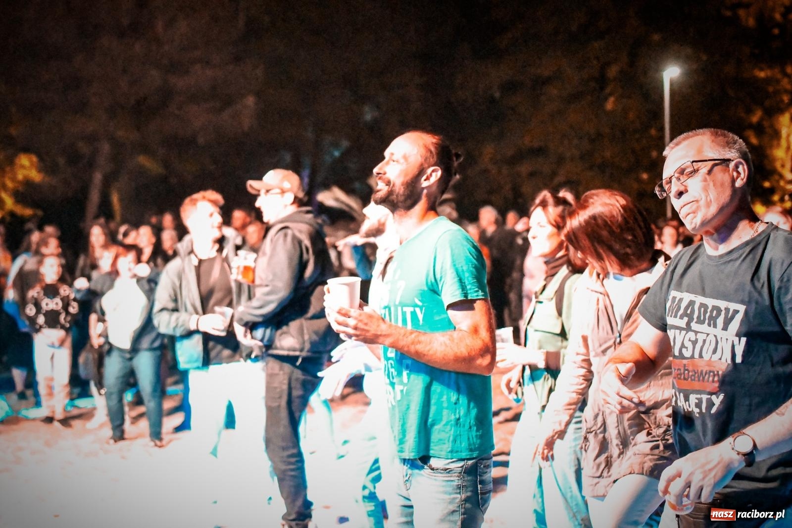 Zdjęcie w galerii na portalu naszraciborz.pl: Muzyczny FUN NAD ODRĄ do samego rana [FOTO i WIDEO] wiadomości z regionu