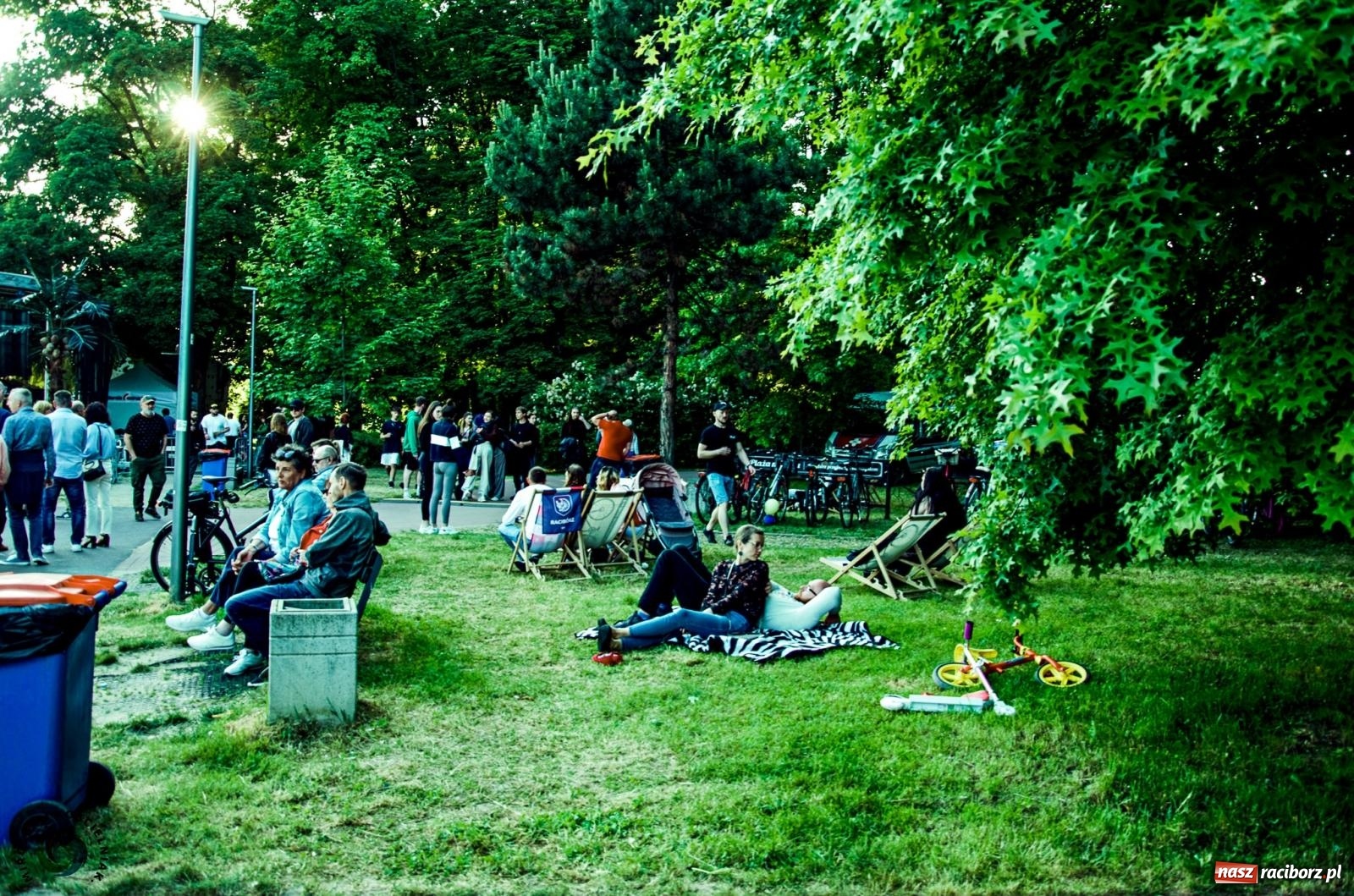Zdjęcie w galerii na portalu naszraciborz.pl: Muzyczny FUN NAD ODRĄ do samego rana [FOTO i WIDEO] wiadomości z regionu
